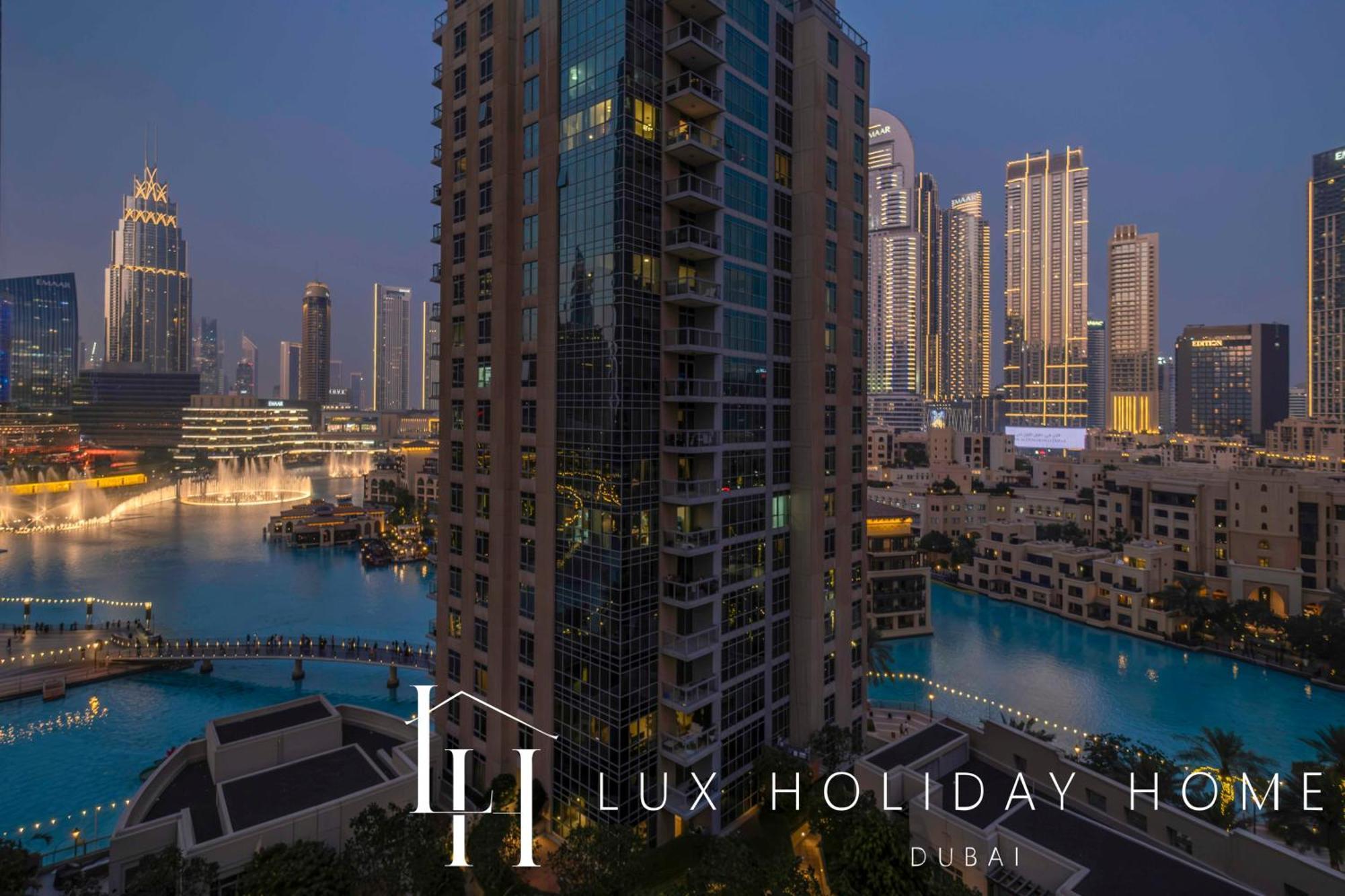 Lux The Stunning Fountain View Apartament *