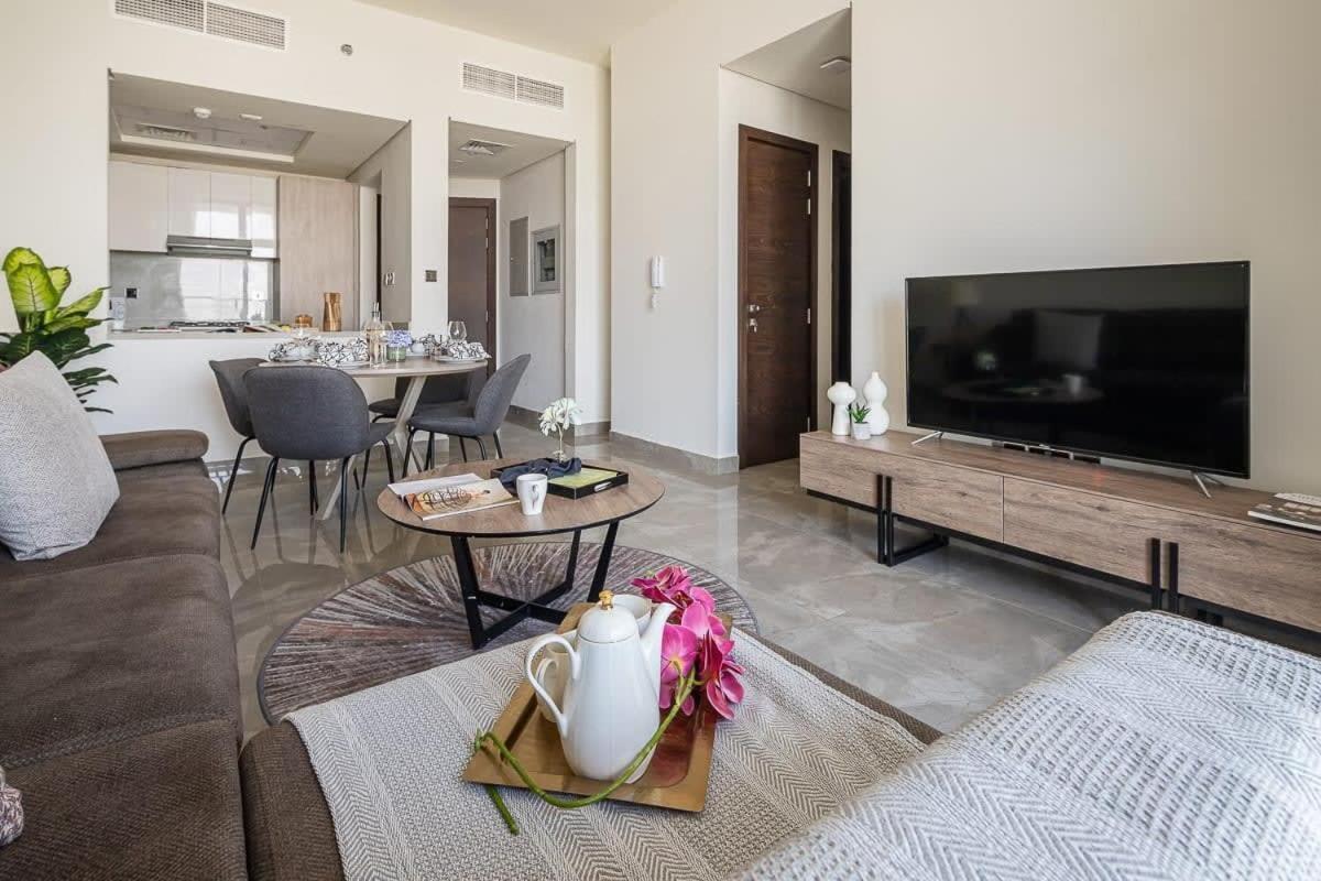 Frank Porter - Majestique 2 Apartament Dubai