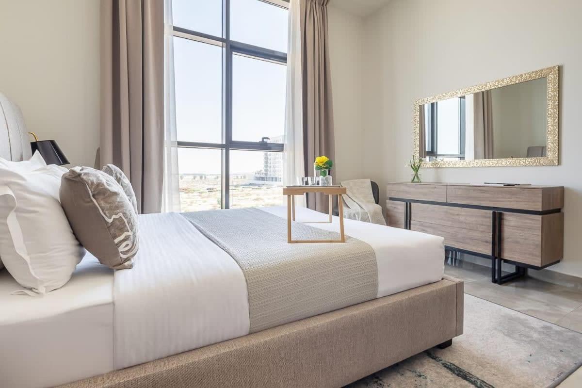 Frank Porter - Majestique 2 Apartament Dubai