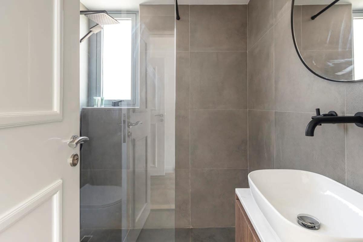 Frank Porter - Marina Tower B Apartamento