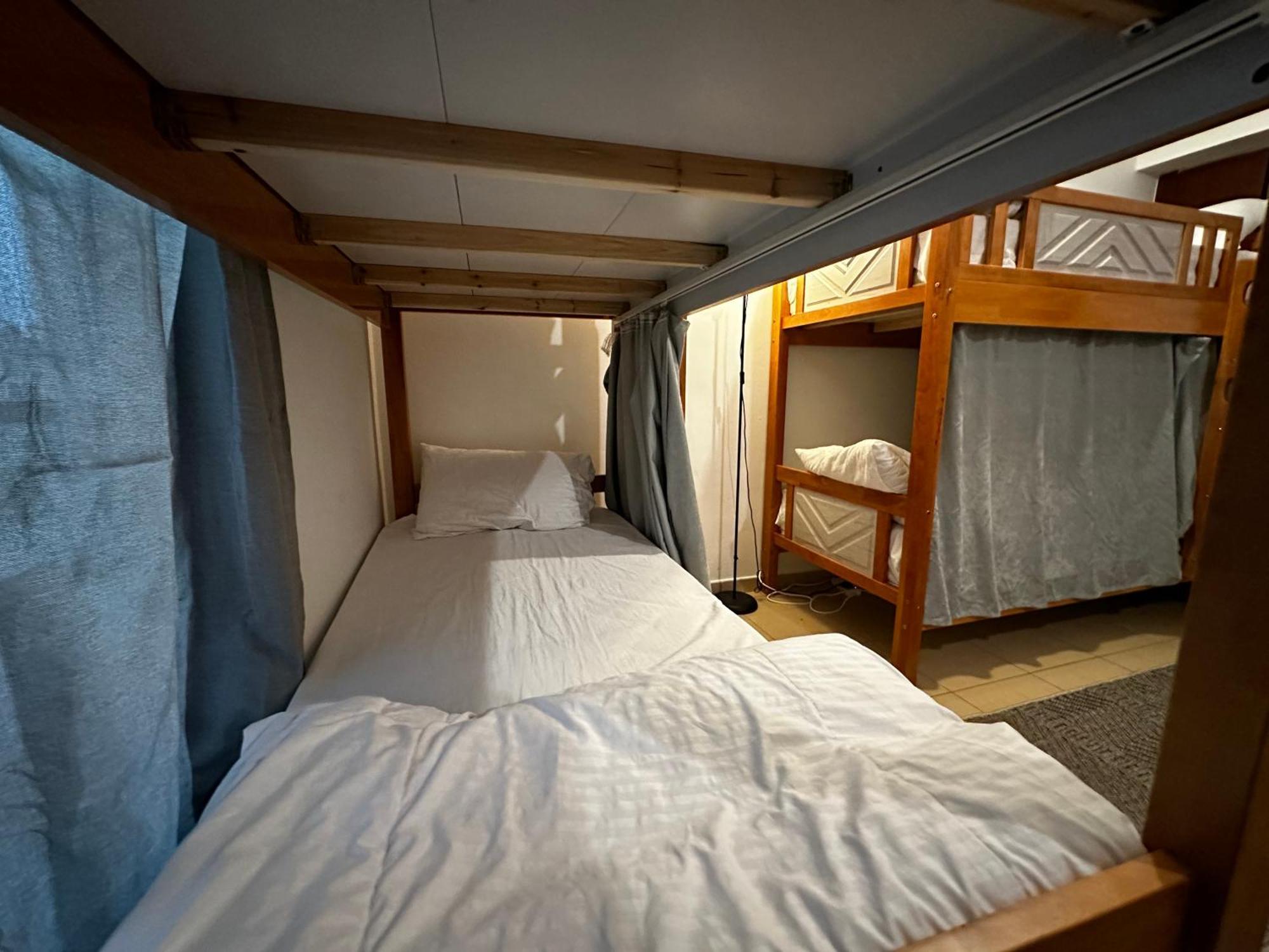 Haidy_hostel Albergue Dubai