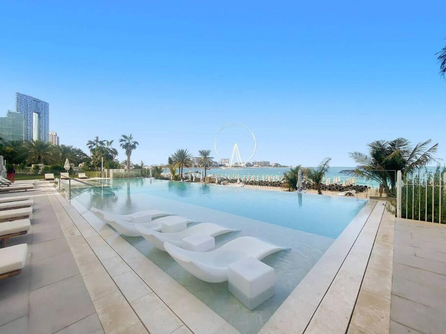 Private Beach Heaven Jbr 2bed Apartemen *