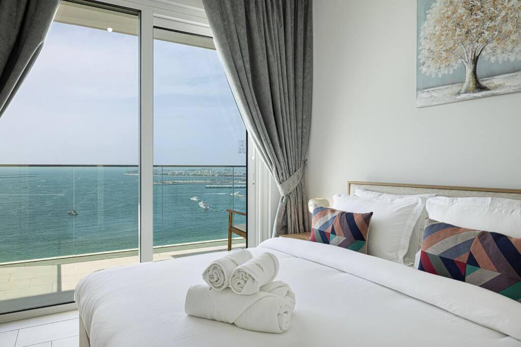 Seaview 3king Bed- Private Beach * Dubái