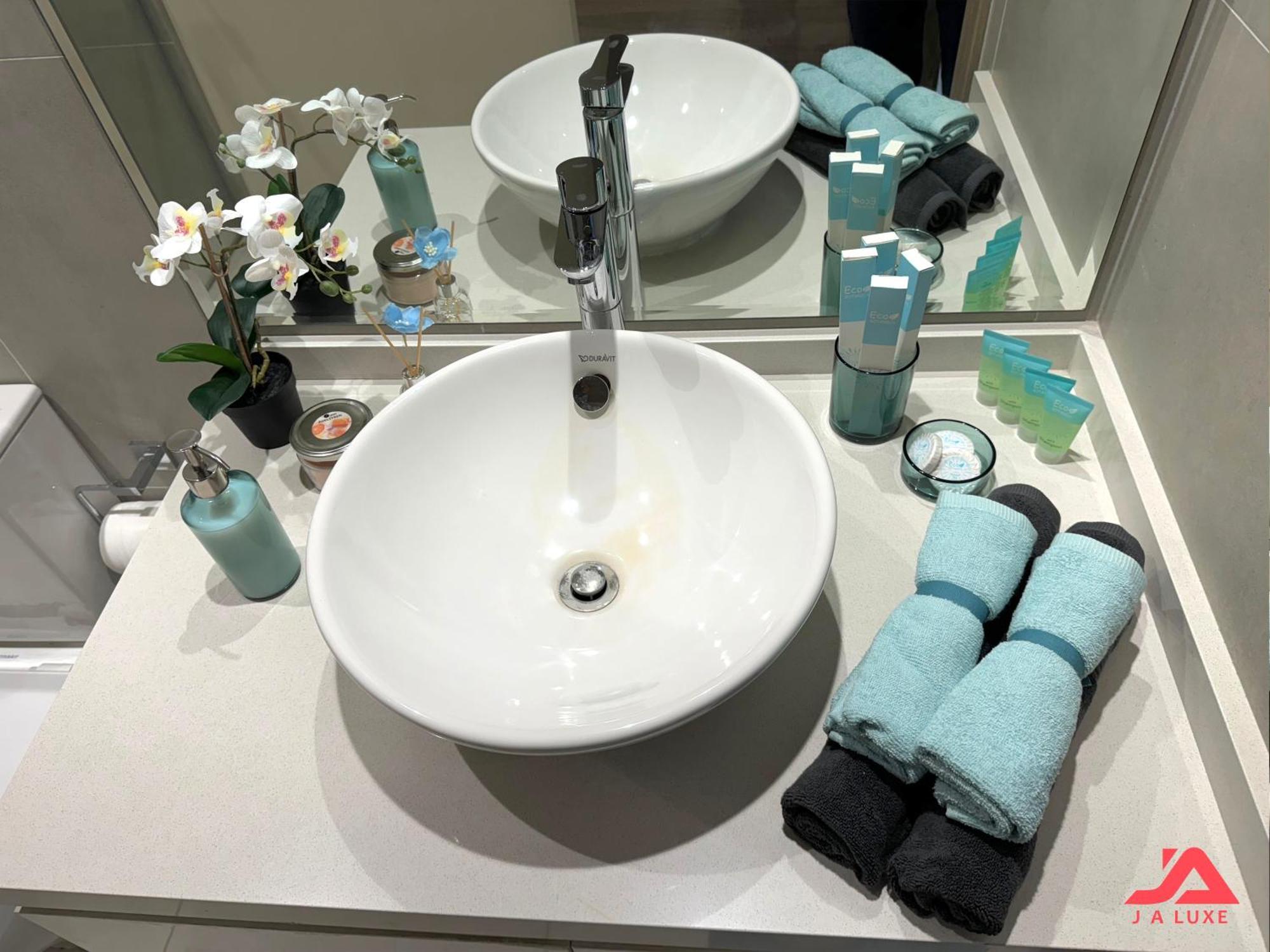 Stylish Marina & Sea View In One, Marina With Modern Gym & Pool, Steps To Jbr & Metro Appartamento Dubai