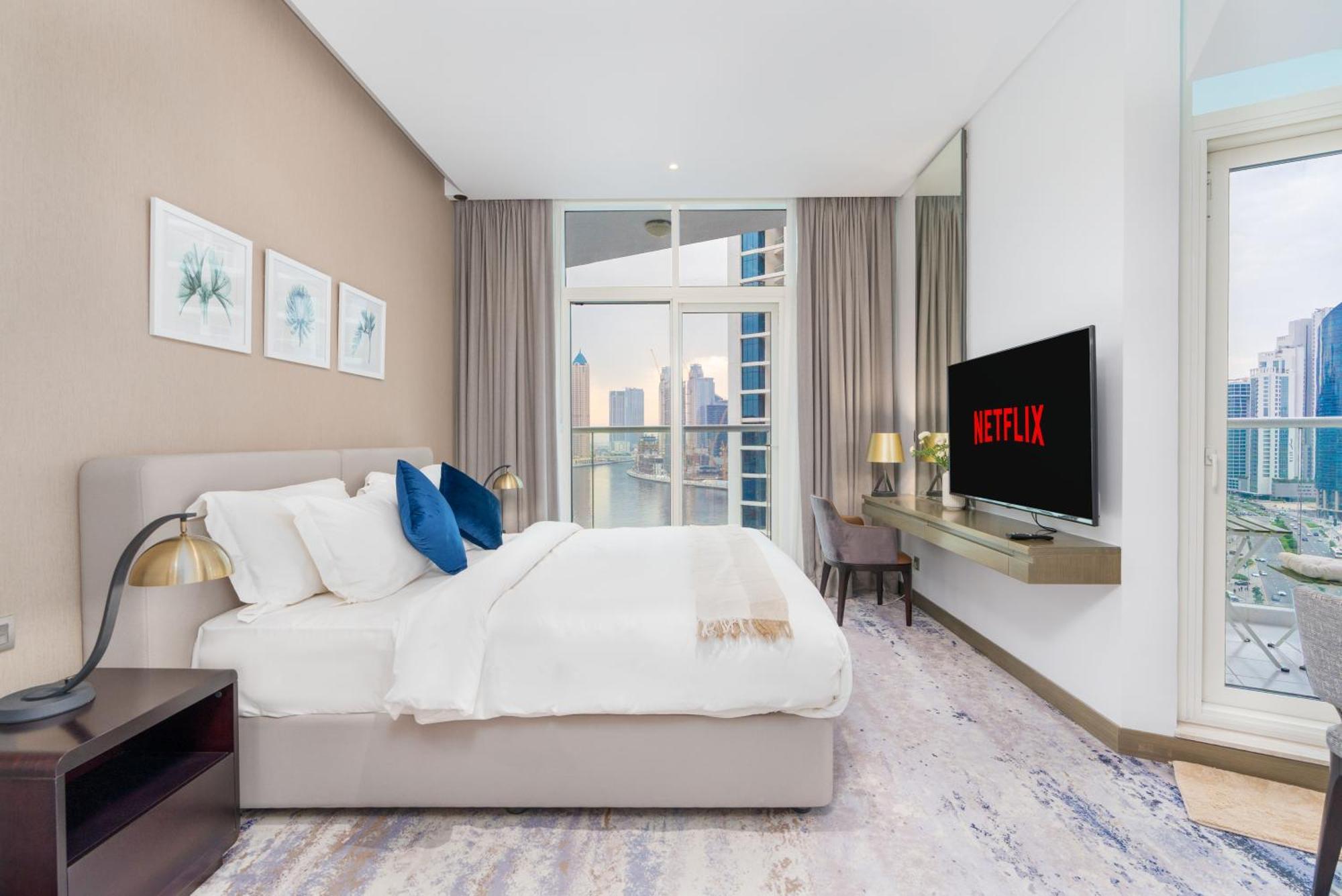 Spacious Luxe Family With Canal & Burj Khalifa View Apartamento *