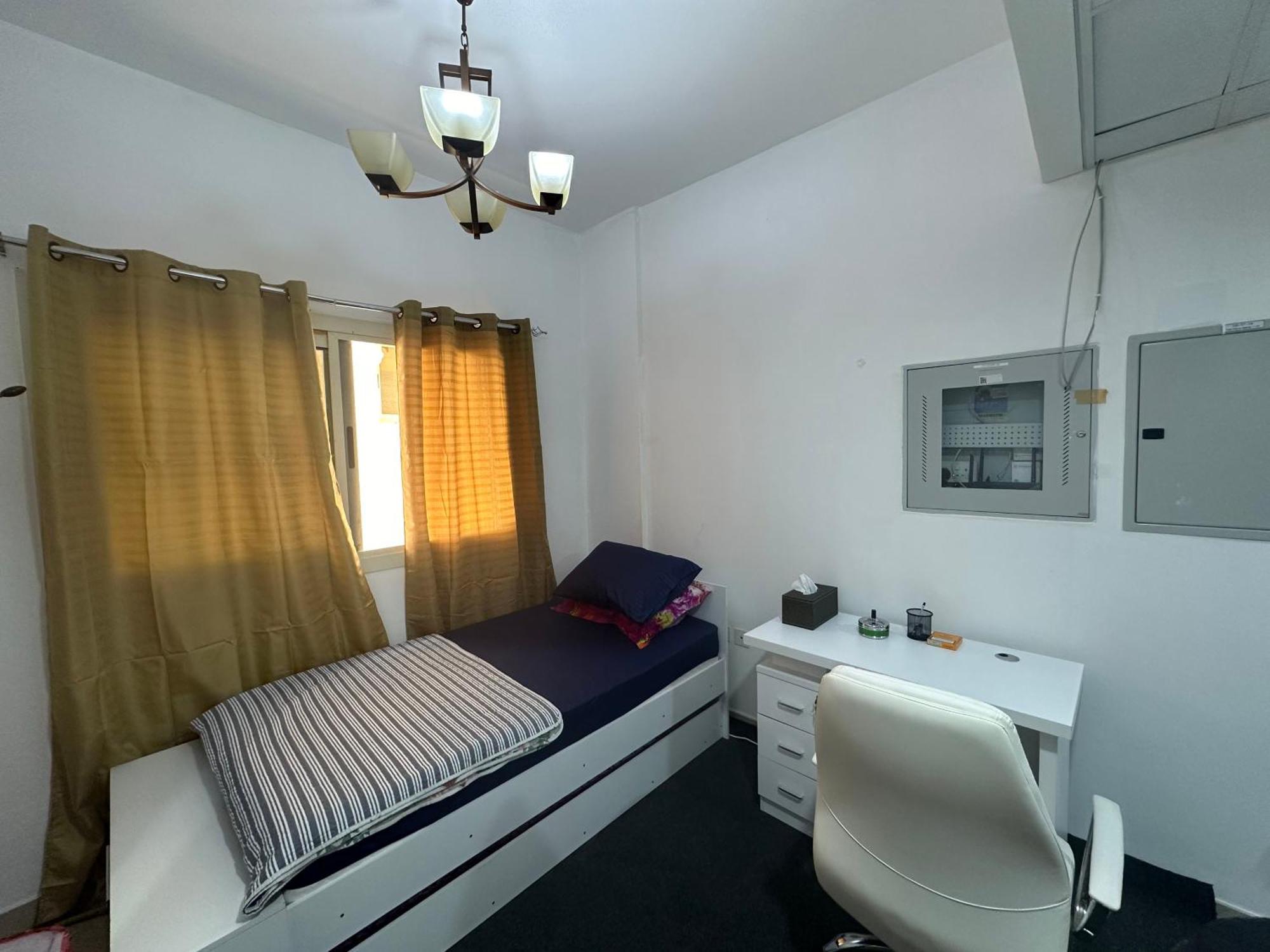 The Regal Residency Studio, 1 Minute Walking Distance From Gold Souk