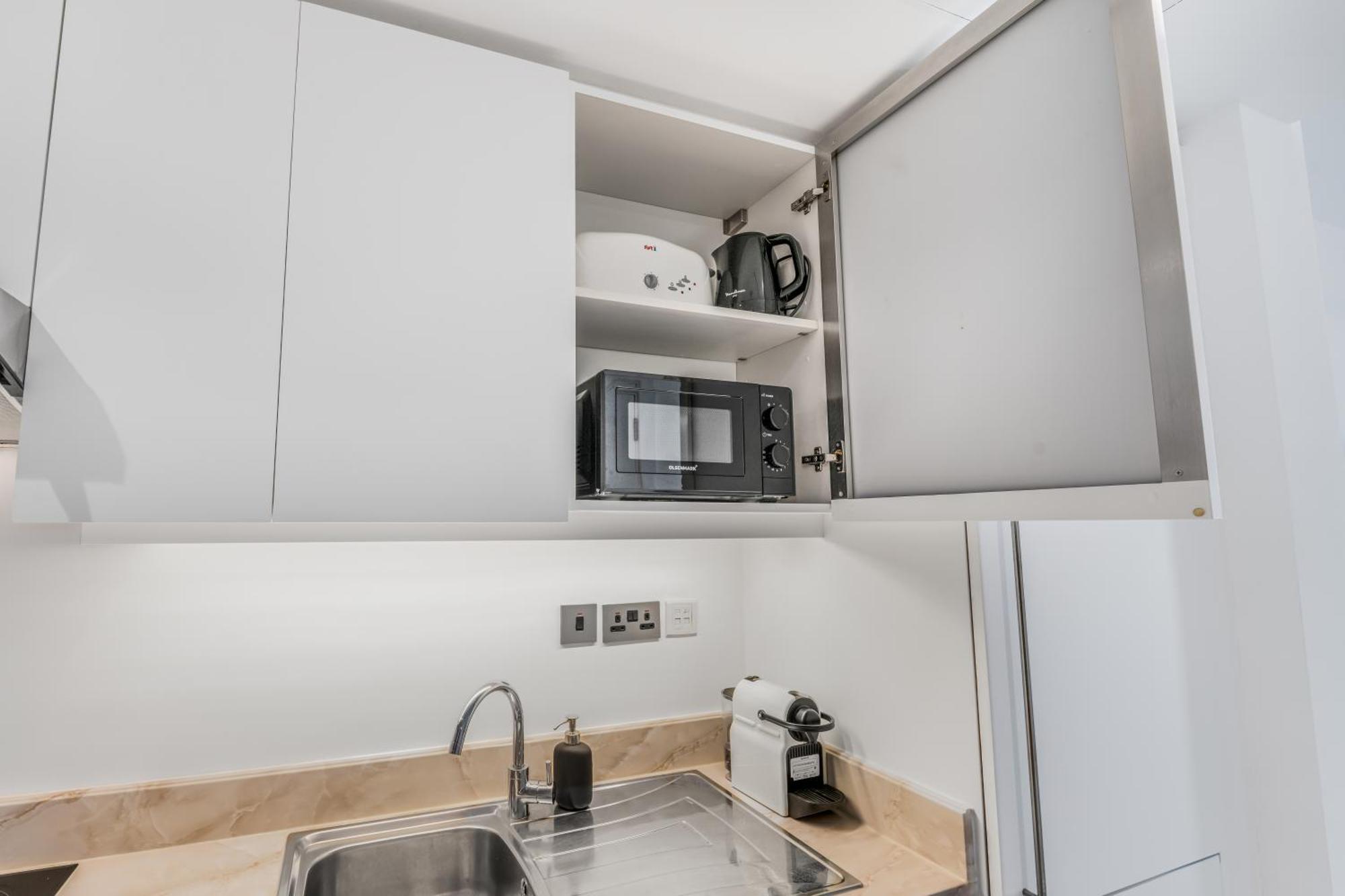 Luxueux Studio, Emplacement Appartement *