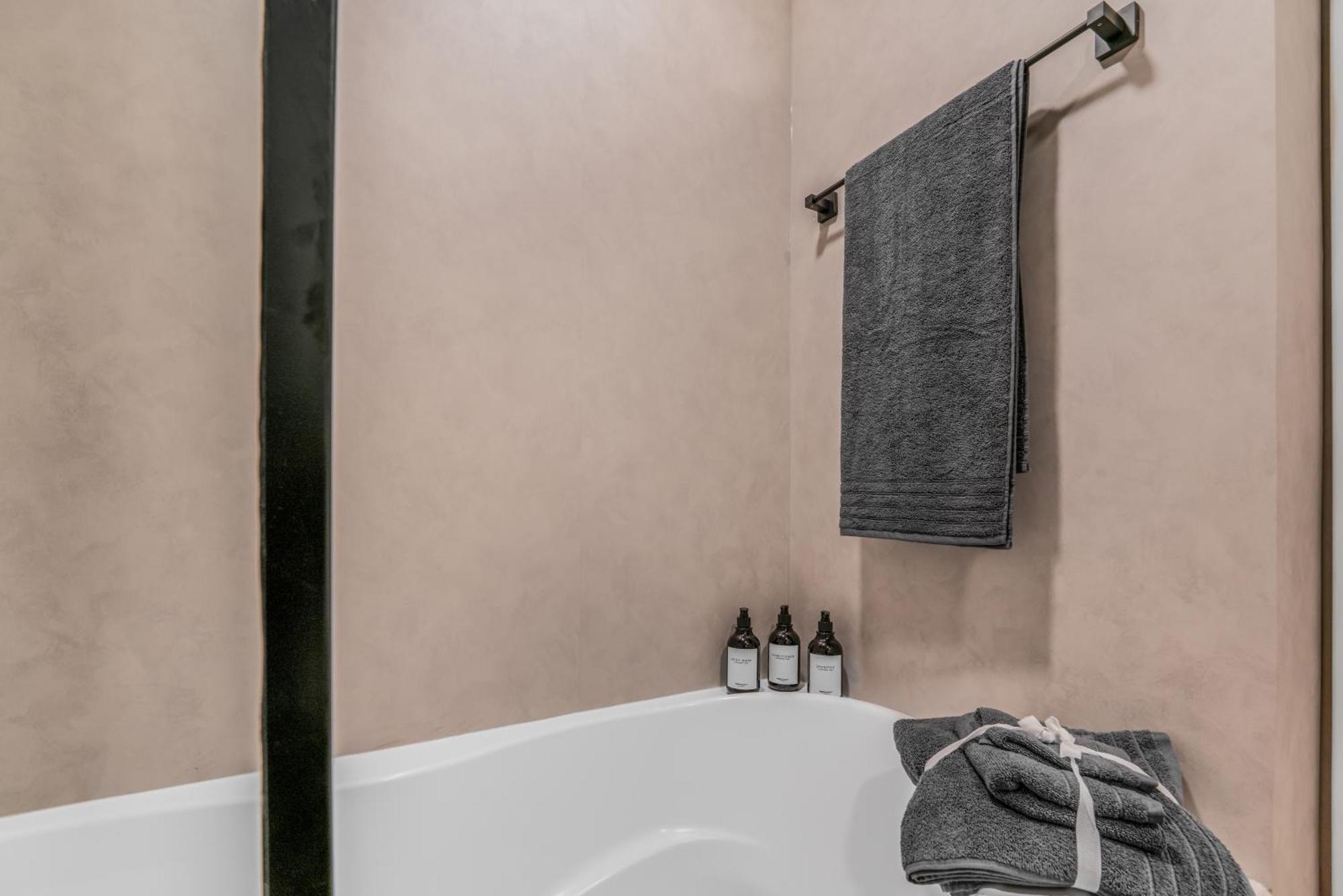 Luxueux Studio, Emplacement Appartement *