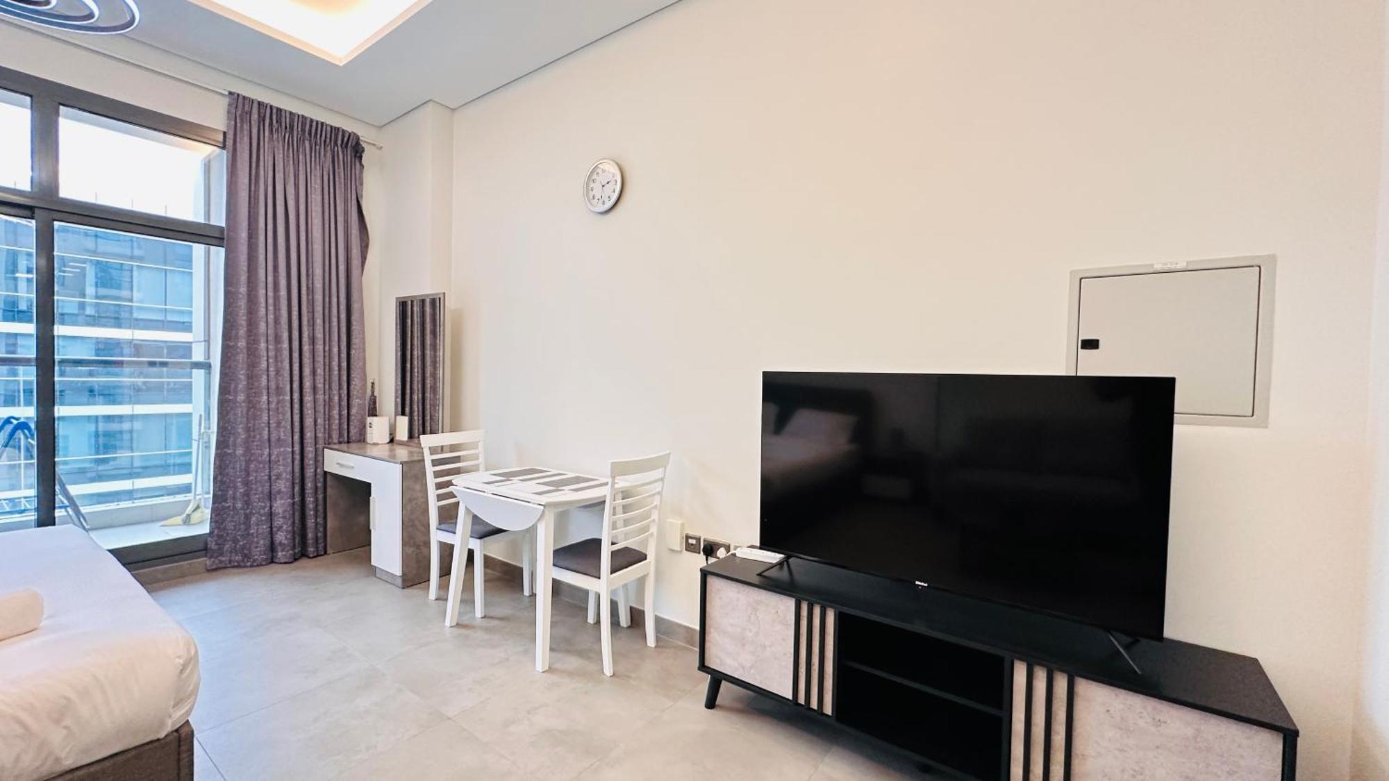 Spacious Palm View With Big Balcony Free Parking By Belvilla * Dubaï