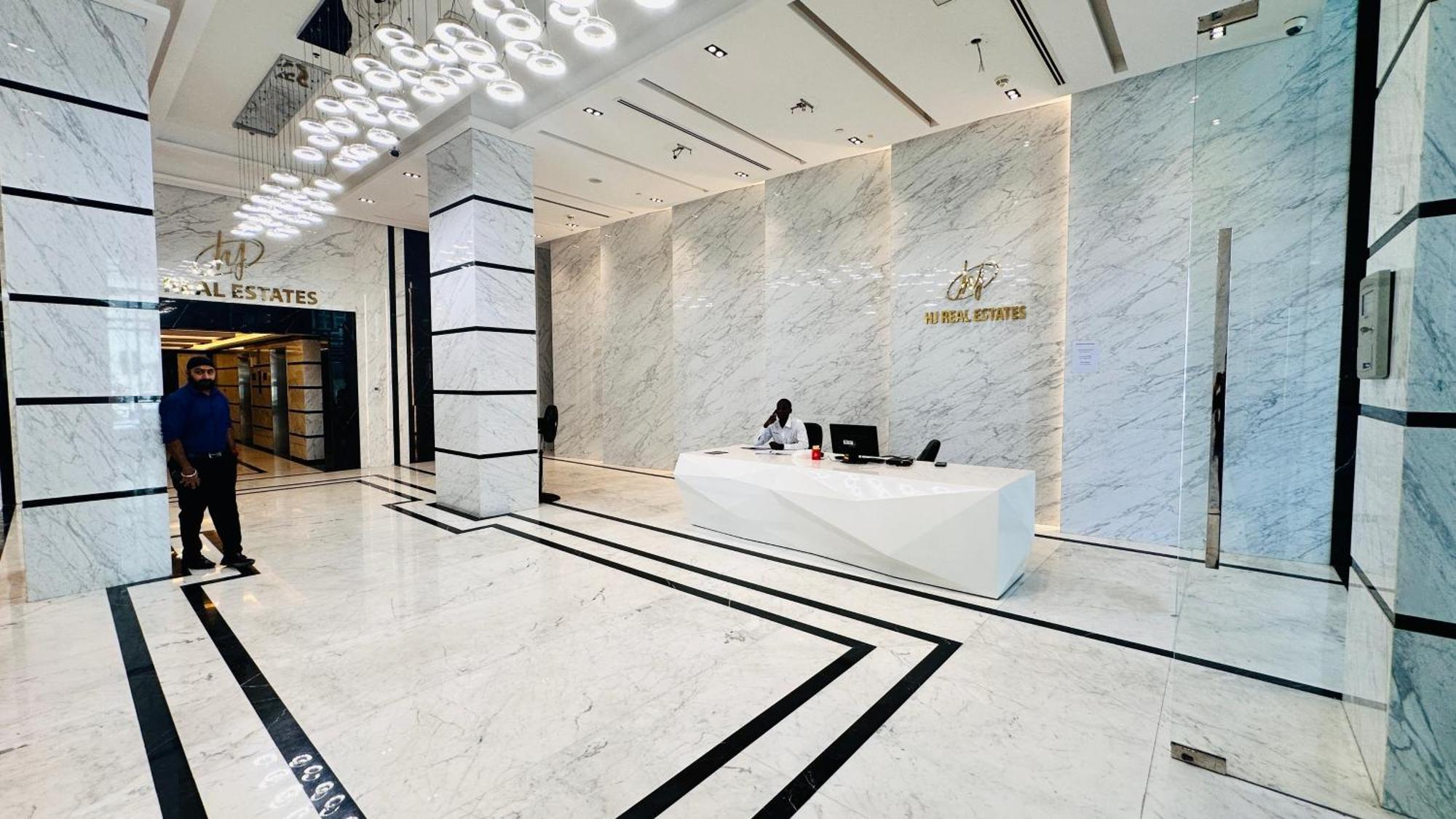 Séjour chez l'habitant Spacious Palm View With Big Balcony Free Parking By Belvilla *