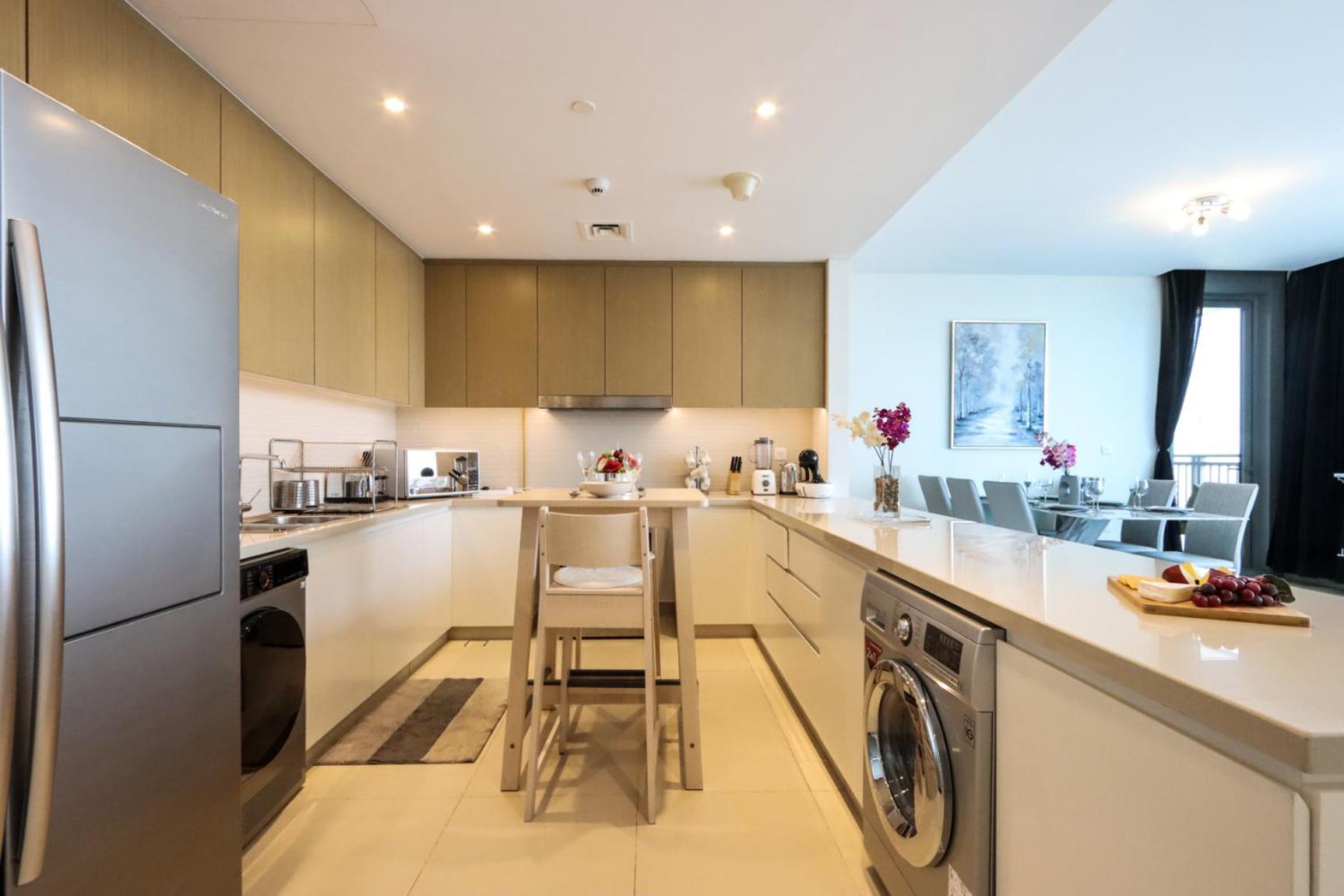 Livbnb - Sea, & Marina View, 3br At 5242 Apartemen Dubai