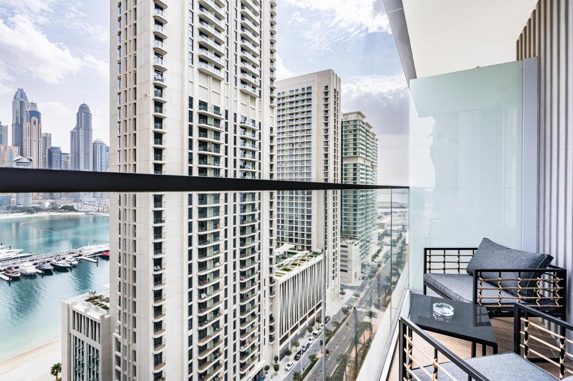 Apartment Elegant With Direct Access *