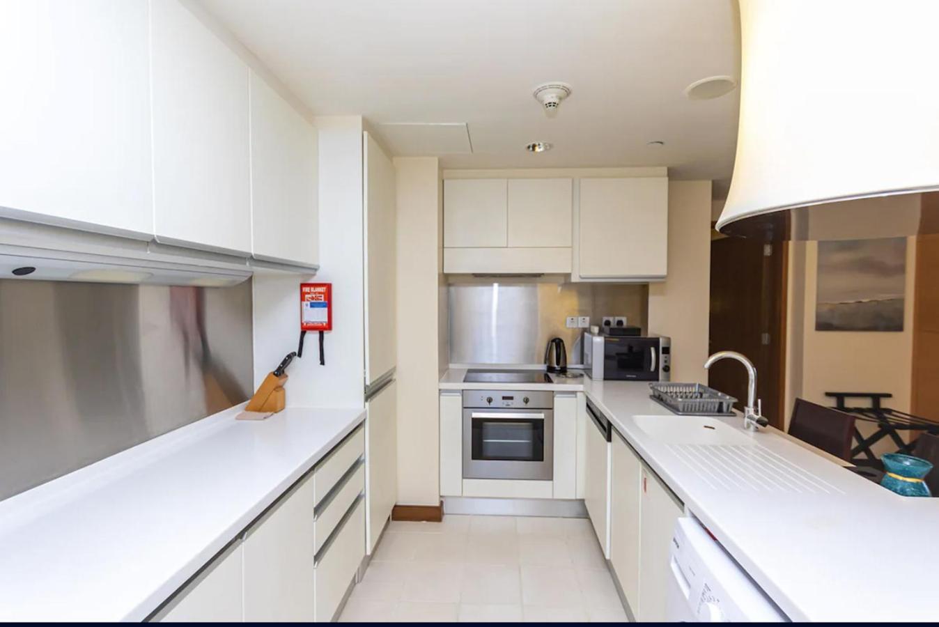 Suitestay-formerly Address Mall Residence-downtown Apartment