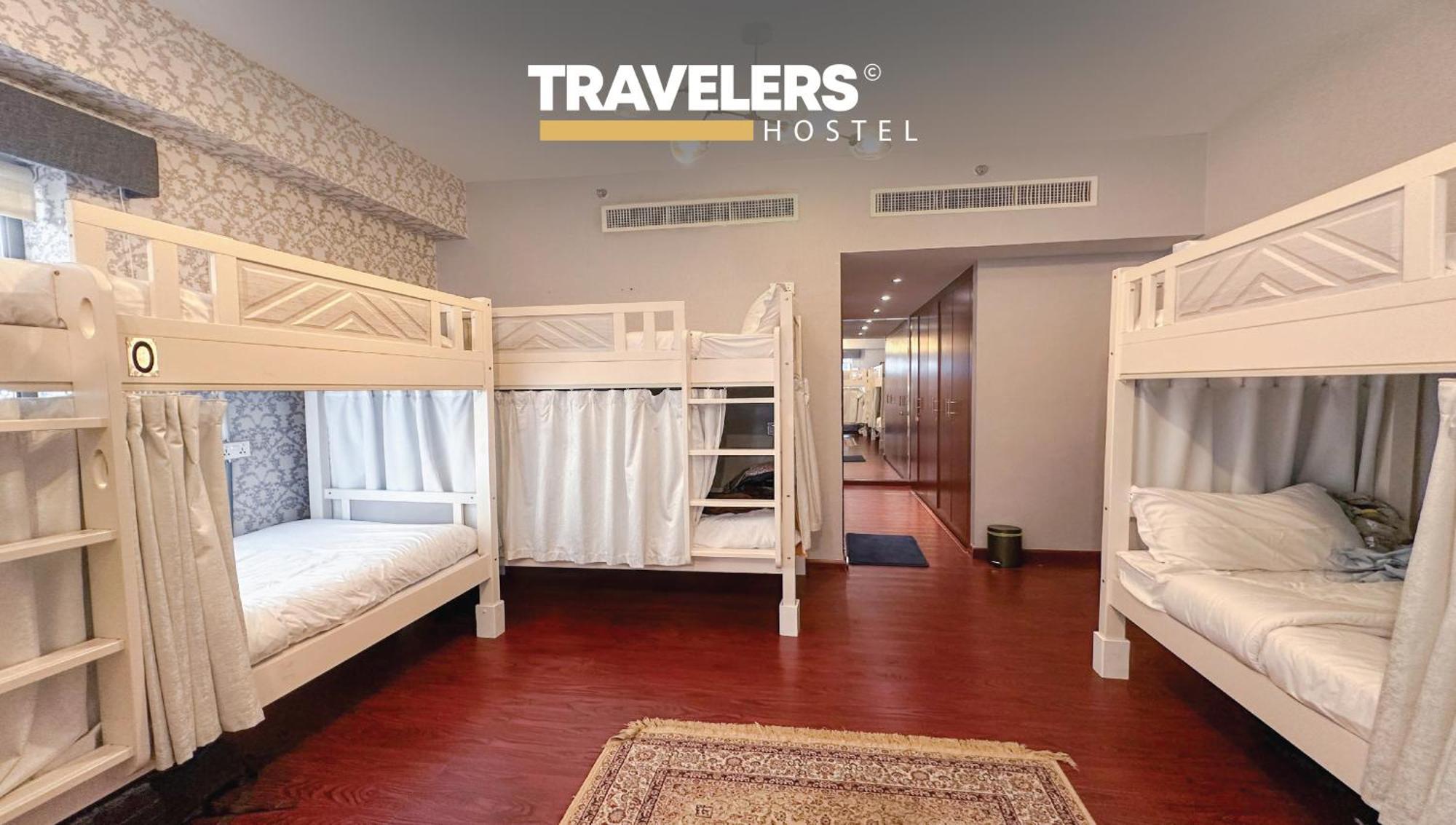Travelers - Marina Hostal