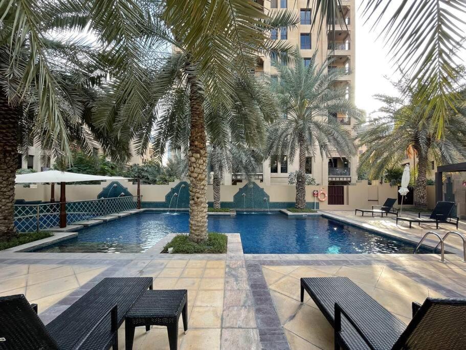 Appartement First Class Peaceful 1Br Pool Parking Near Burj Khalifa