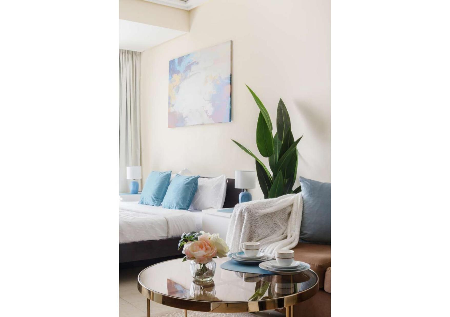 Appartement Elevate Your Lifestyle At Goldcrest Bldg. *