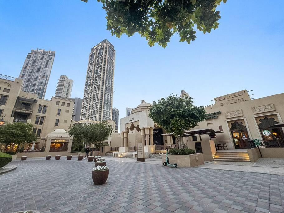 First Class Peaceful 1Br Pool Parking Near Burj Khalifa Appartement