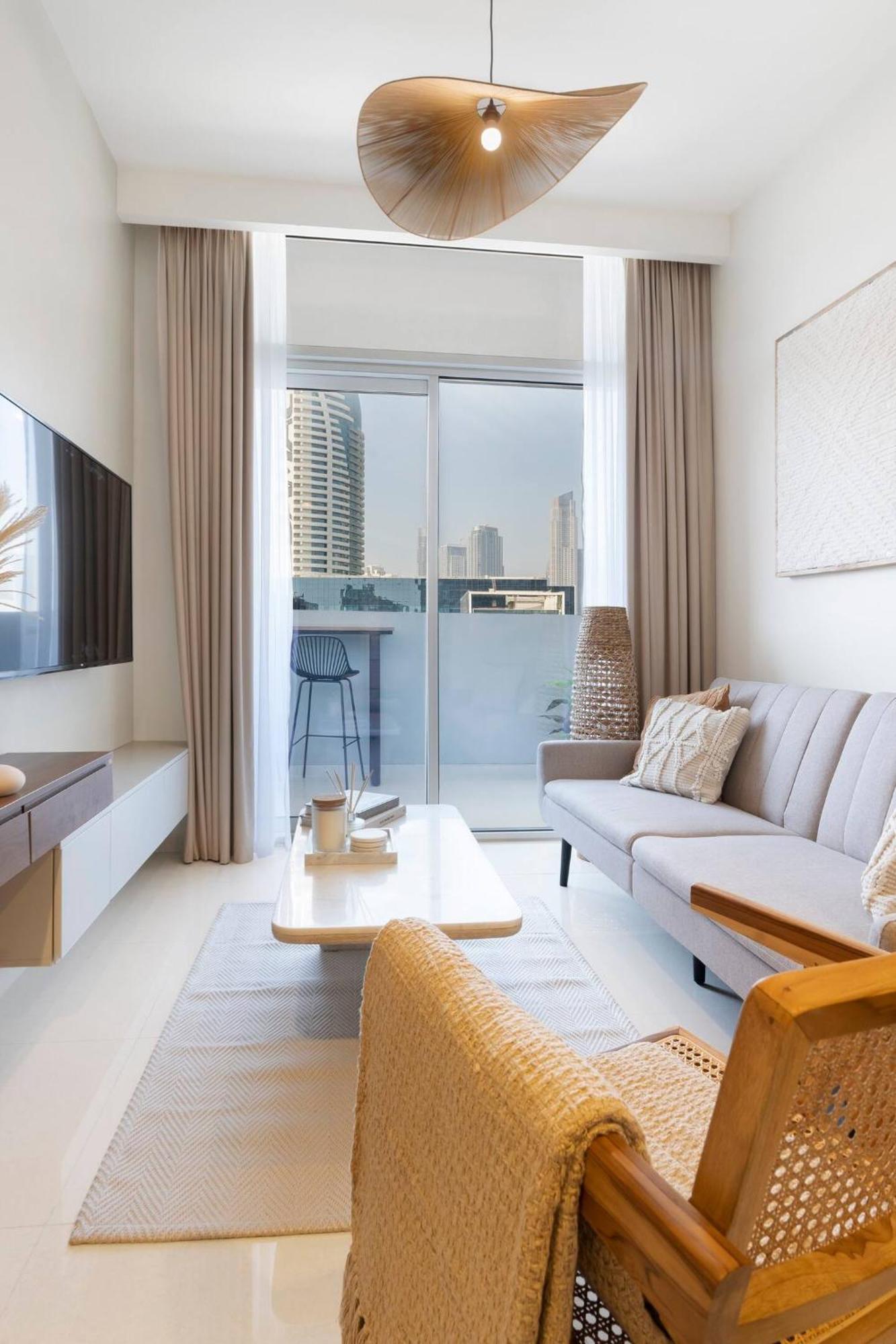 5-star Burj Khalifa View In Boho With Pool & Gym! Apartament