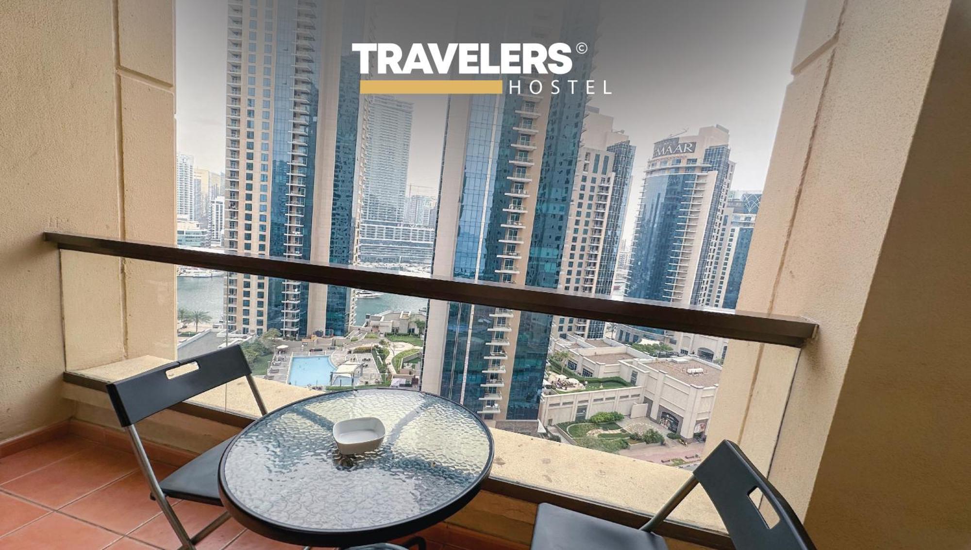 Hostal Travelers - Marina *