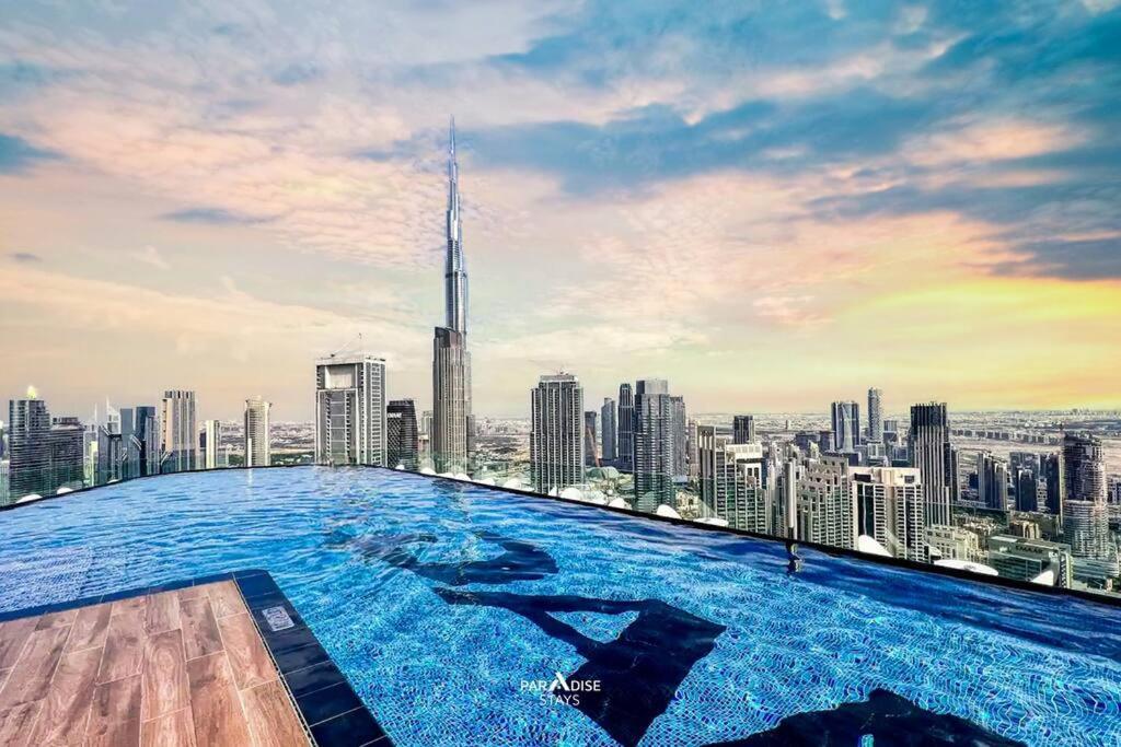 Apartamento Paramount Midtown - Burj Khalifa Views Dubái