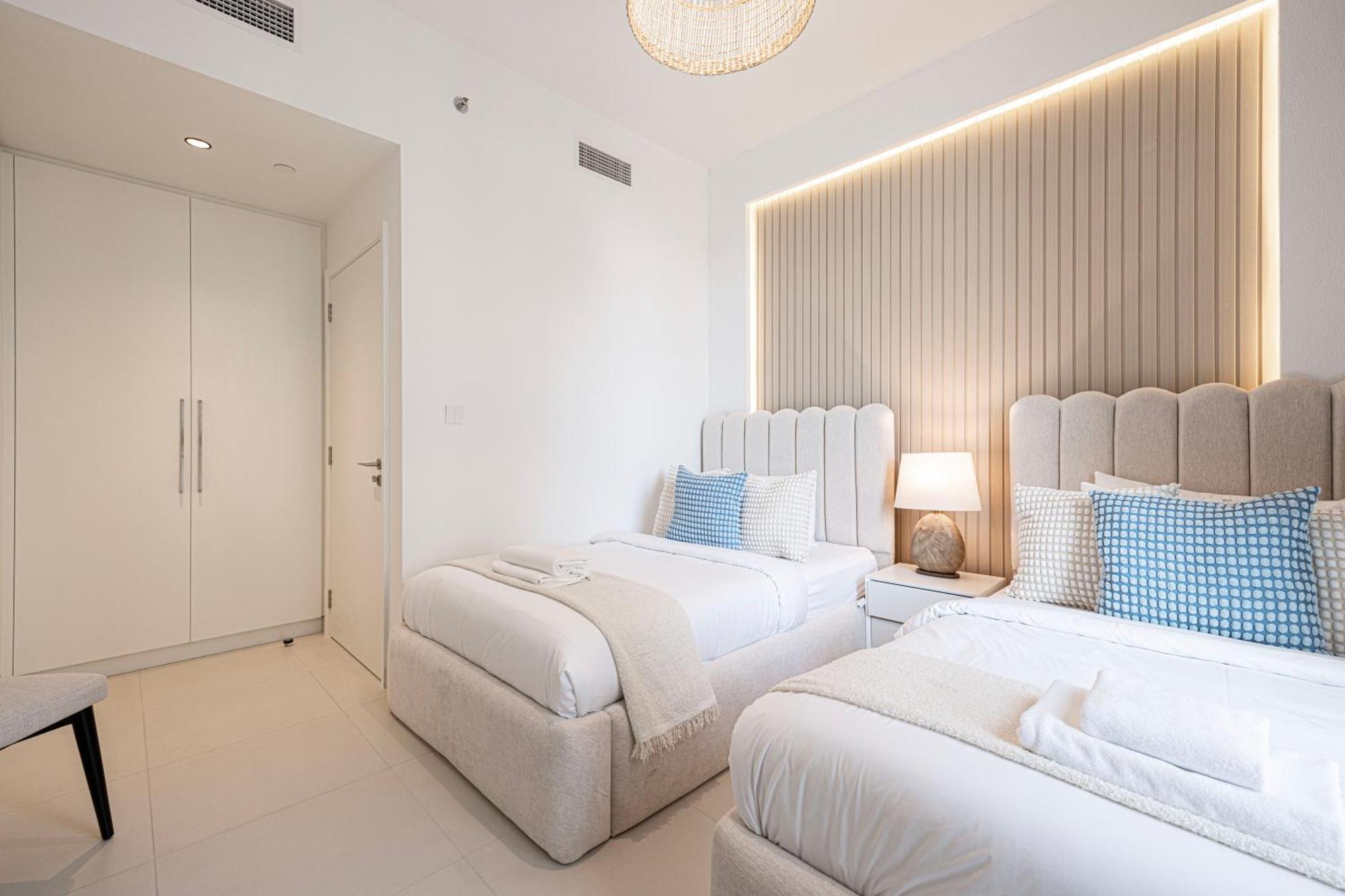 Burj Crown - Spectacular Boulevard View, Opposite Mall Apartamento *