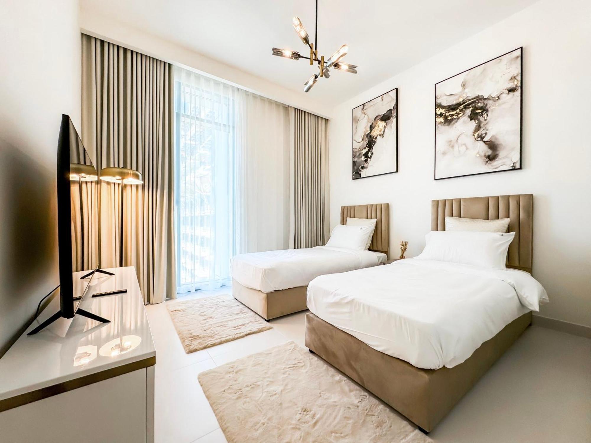 Panoramic Escape With Private Beach, 2br On High Floor Apartamento *