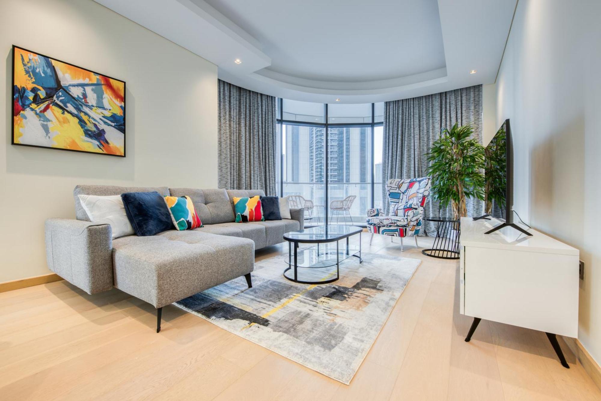 Rh- Downtown Delight, Spacious 01br Near Mall & Burj Khalifa, Rp Heights Apartamento