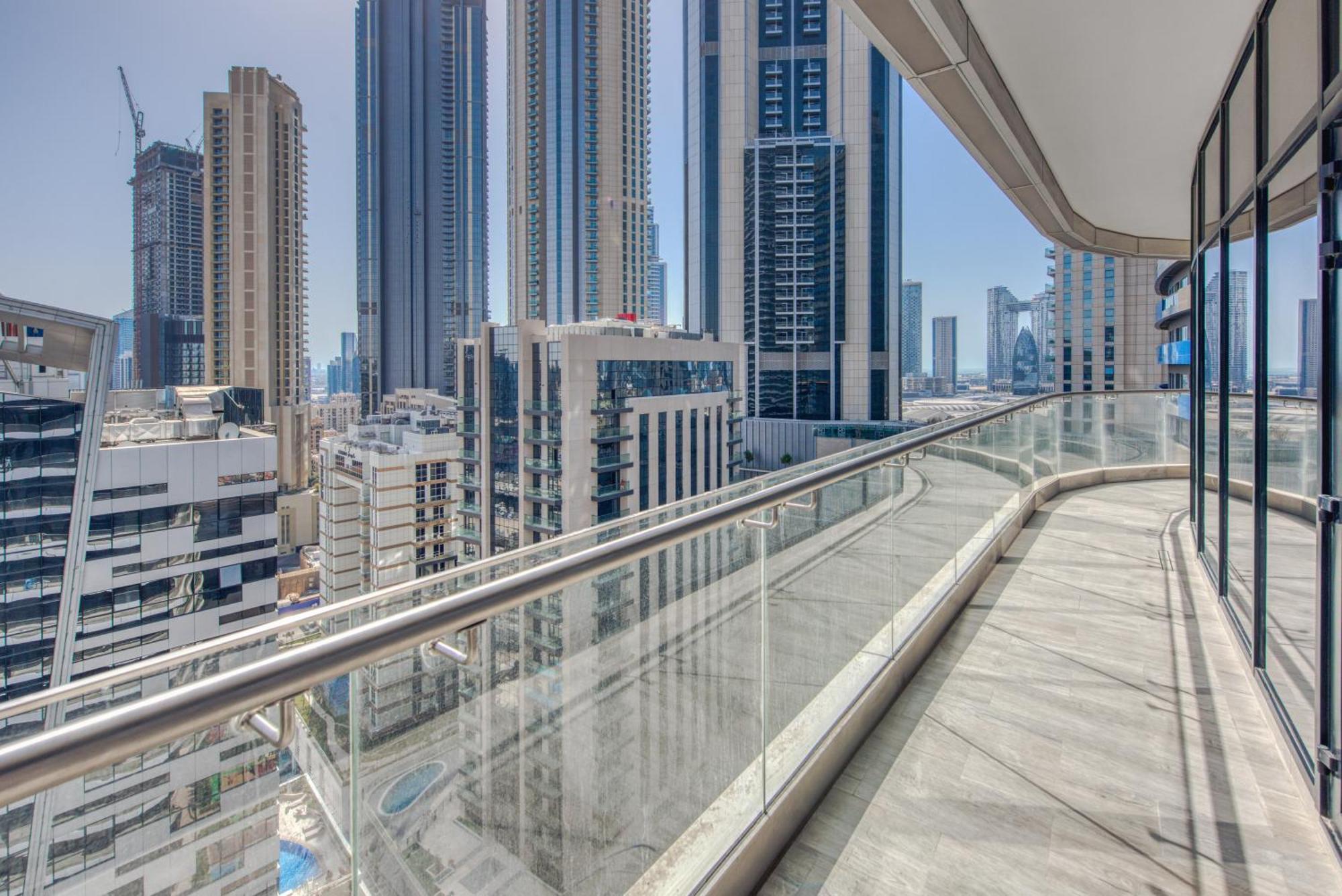 Apartamento Rh- Downtown Delight, Spacious 01br Near Mall & Burj Khalifa, Rp Heights Dubái