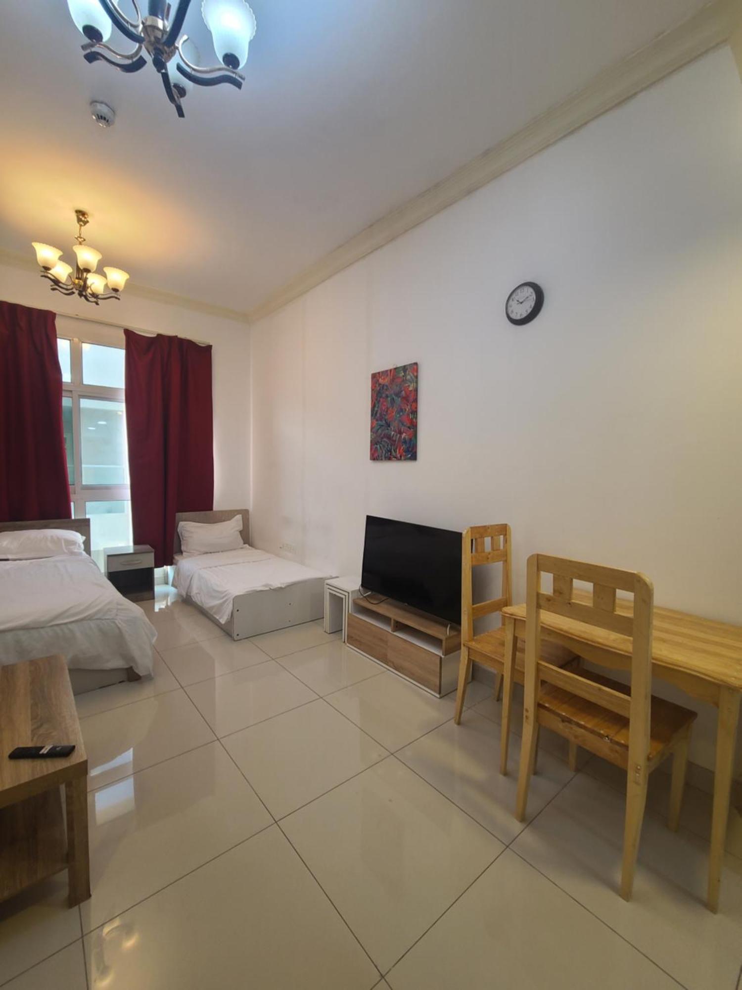 Appartamento Comfortable And For Rent In Dubai