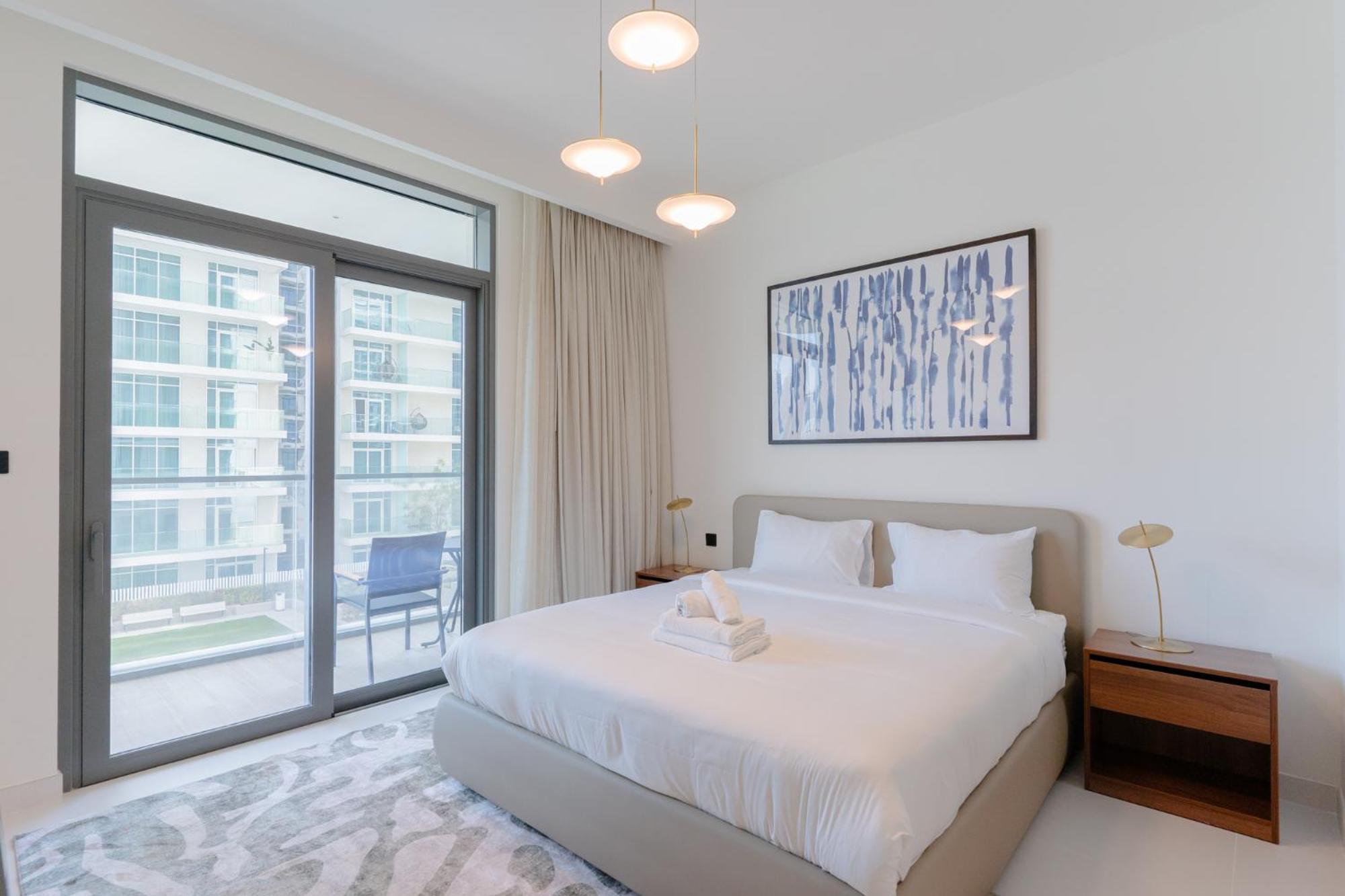 Spacious 3 Bedroom L Beachfront L Best Lay Out * Dubaï