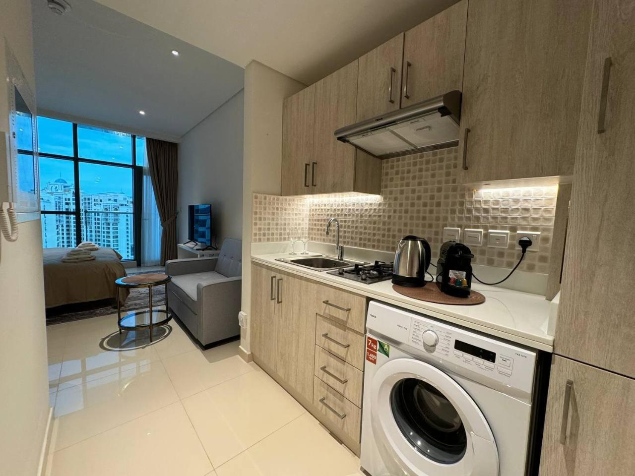 Seven & At The Palm Jumeirah Studio With Awesome View * Dubai