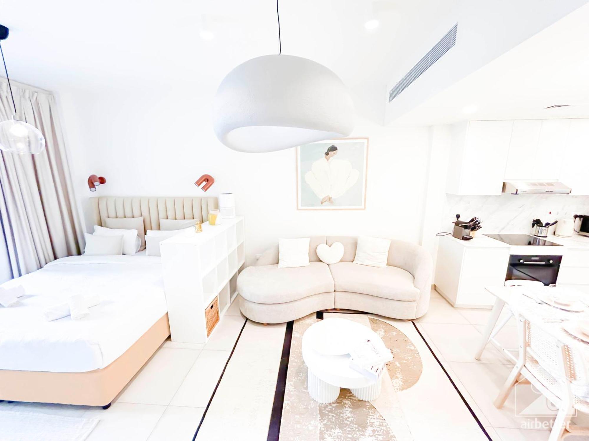 Cozy 1b Escape With Stunning Balcony Views * Dubái