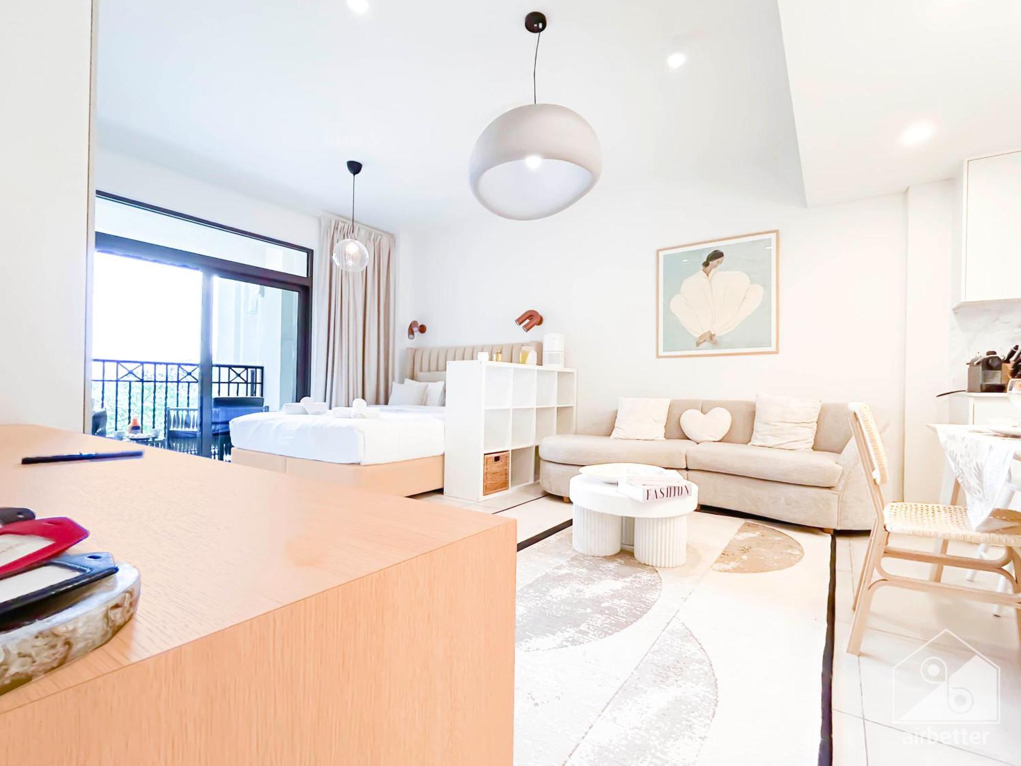 Cozy 1b Escape With Stunning Balcony Views Apartamento *