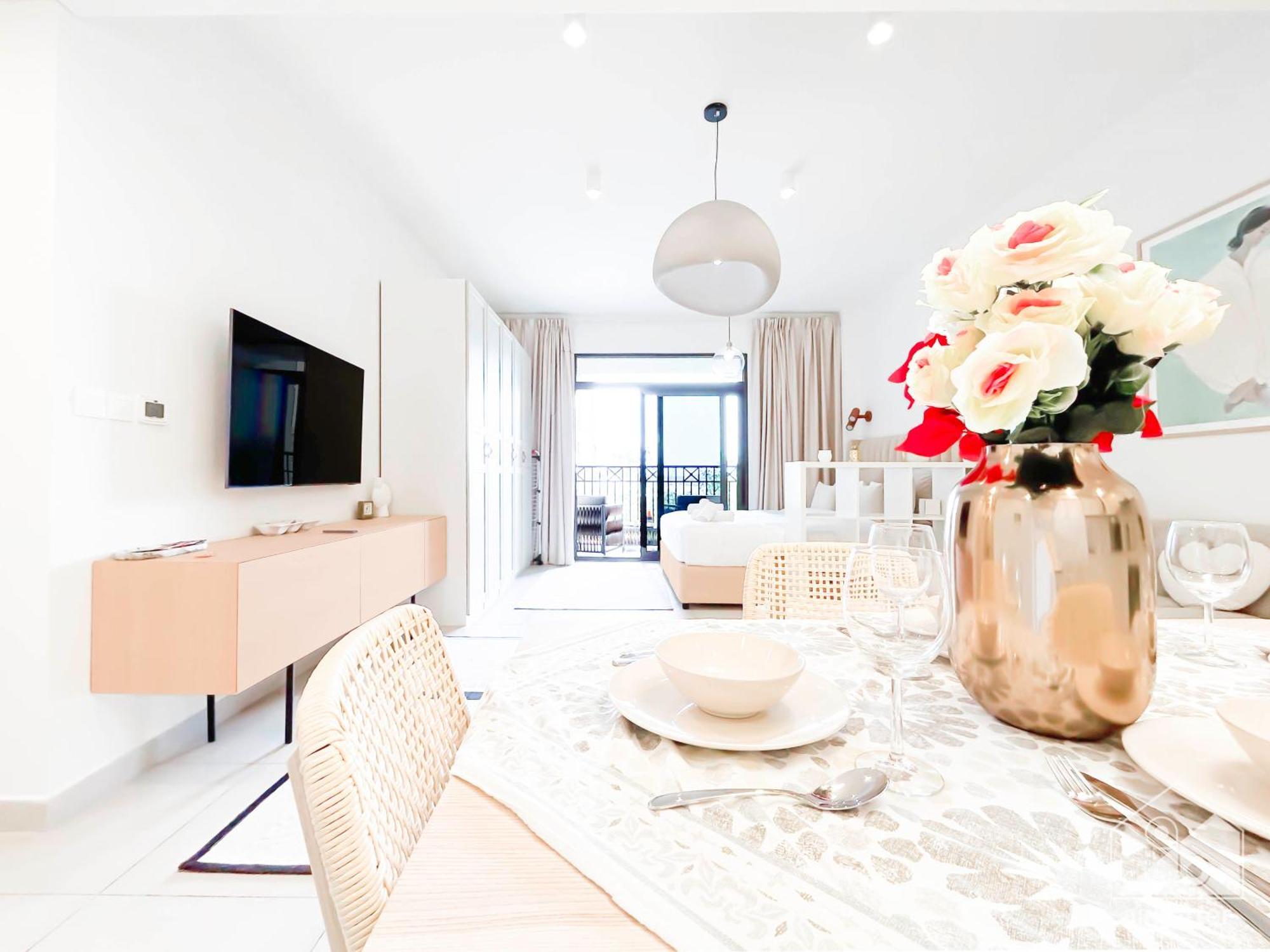 Apartamento Cozy 1b Escape With Stunning Balcony Views Dubái