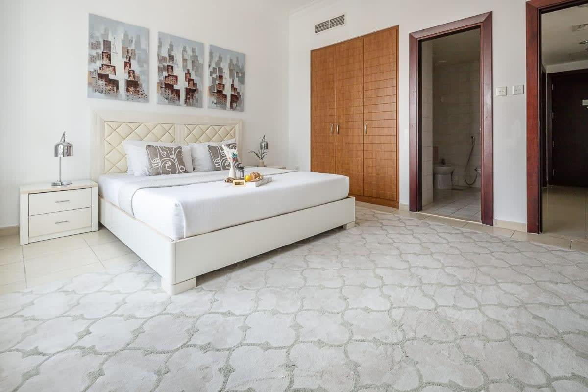 Frank Porter - V3 Tower Appartement *
