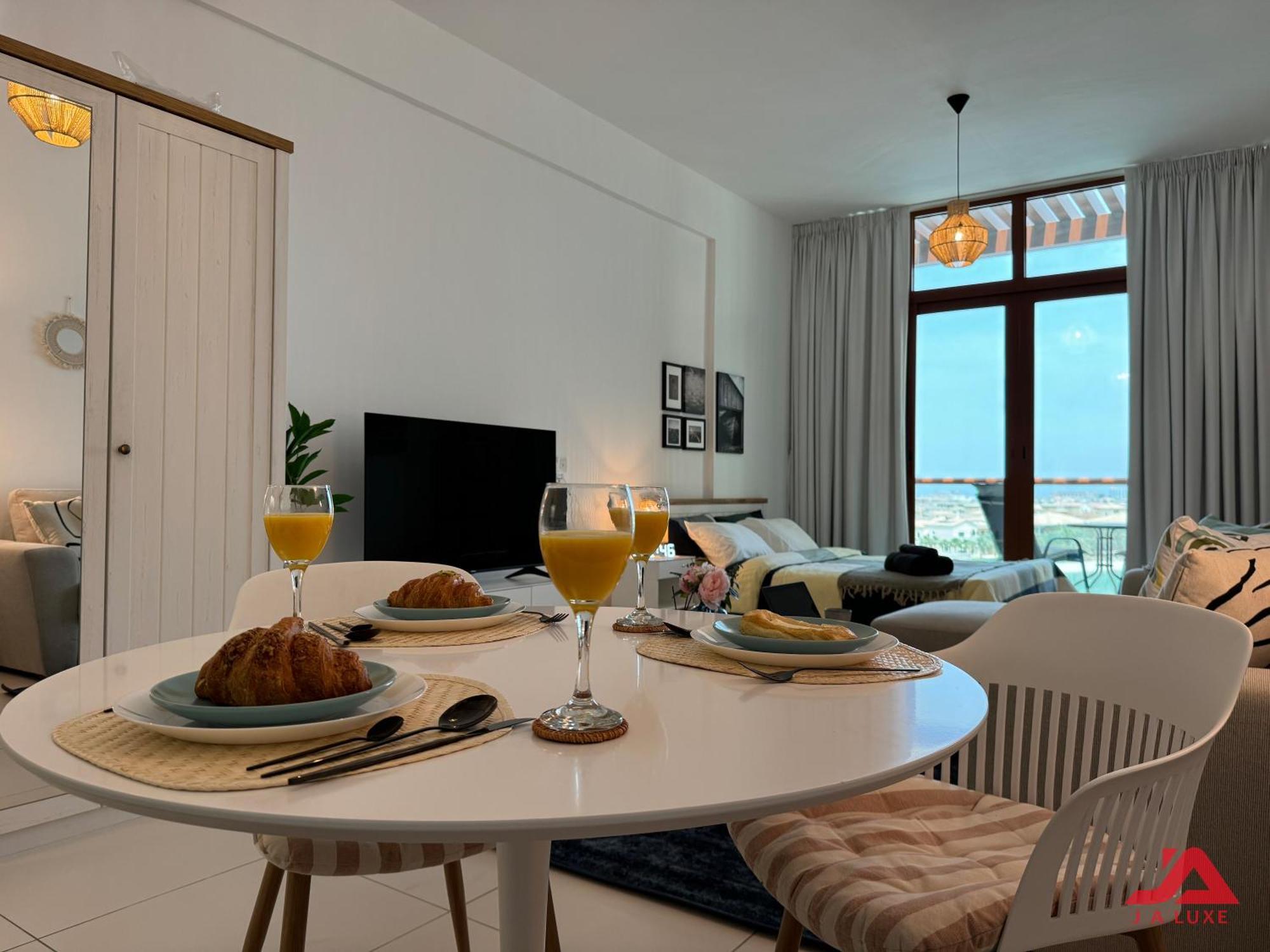 Unique At Of Yachts With Panoramic Sea View Of Burj Khalifa, Alarab & Atalntis In Palm Jumeirah Dubái