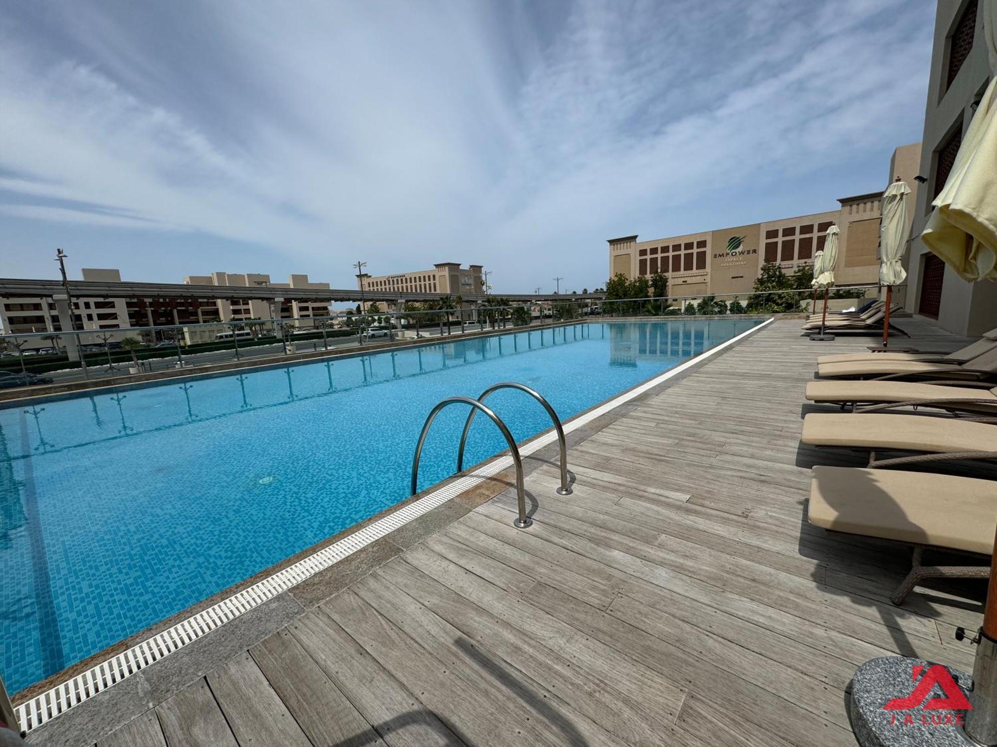 Apartamento Unique At Of Yachts With Panoramic Sea View Of Burj Khalifa, Alarab & Atalntis In Palm Jumeirah *