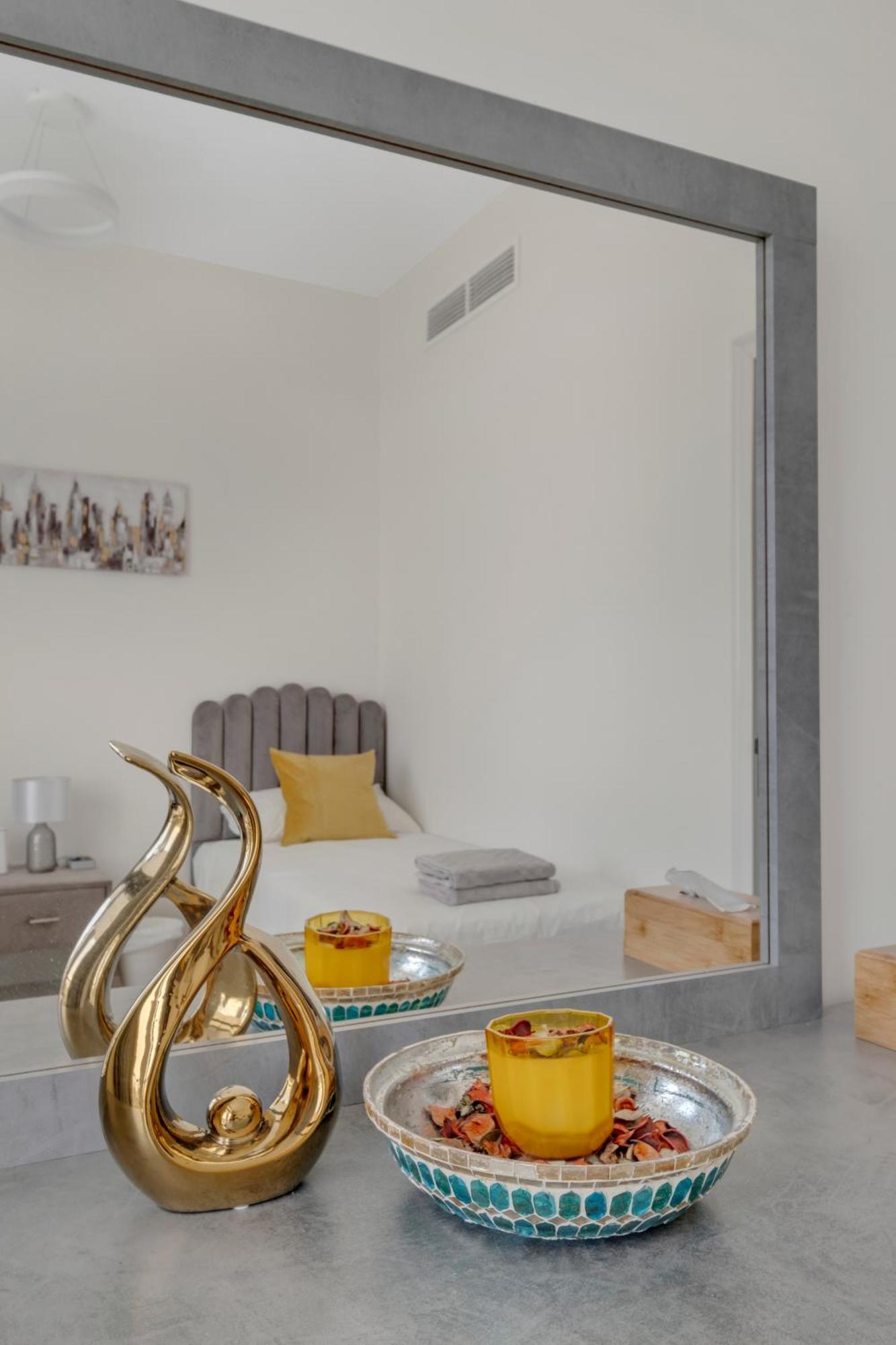 Lejlighed Stylish 2br For 6 With King Beds, Pool, Gym In Jvc *