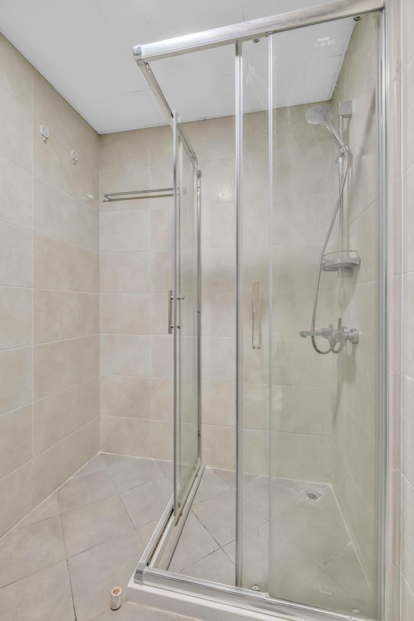 Lejlighed Stylish 2br For 6 With King Beds, Pool, Gym In Jvc *