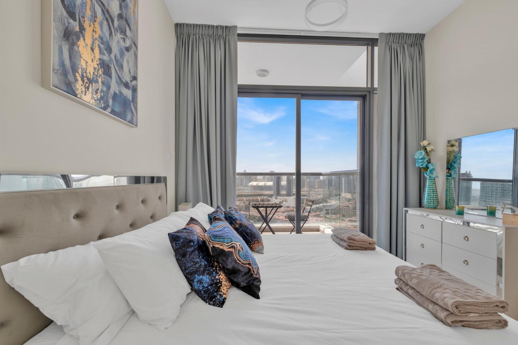 Lejlighed Stylish 2br For 6 With King Beds, Pool, Gym In Jvc
