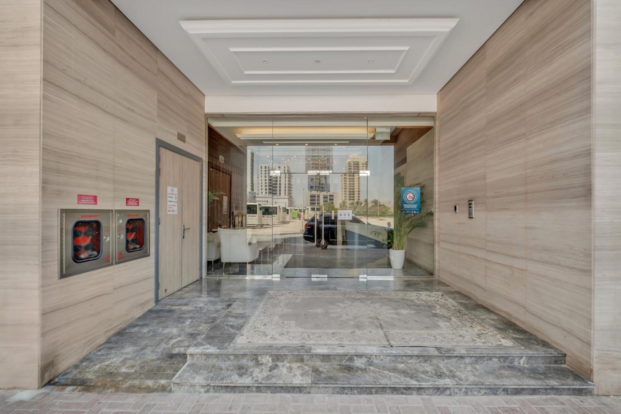 Lejlighed Stylish 2br For 6 With King Beds, Pool, Gym In Jvc Dubai