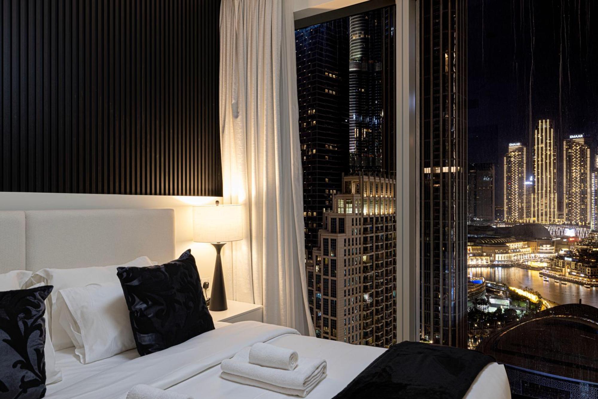 Luxury 4br Burj Khalifa & Fountain Views Dubái