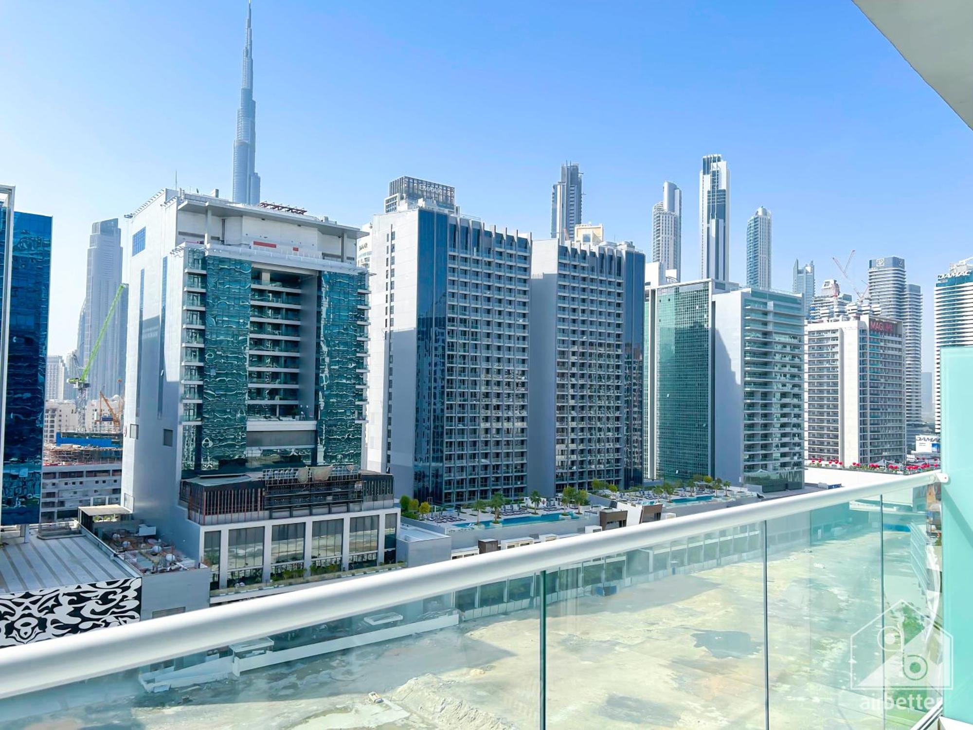 Appartamento Gorgeous 1b With Balcony In Business Bay