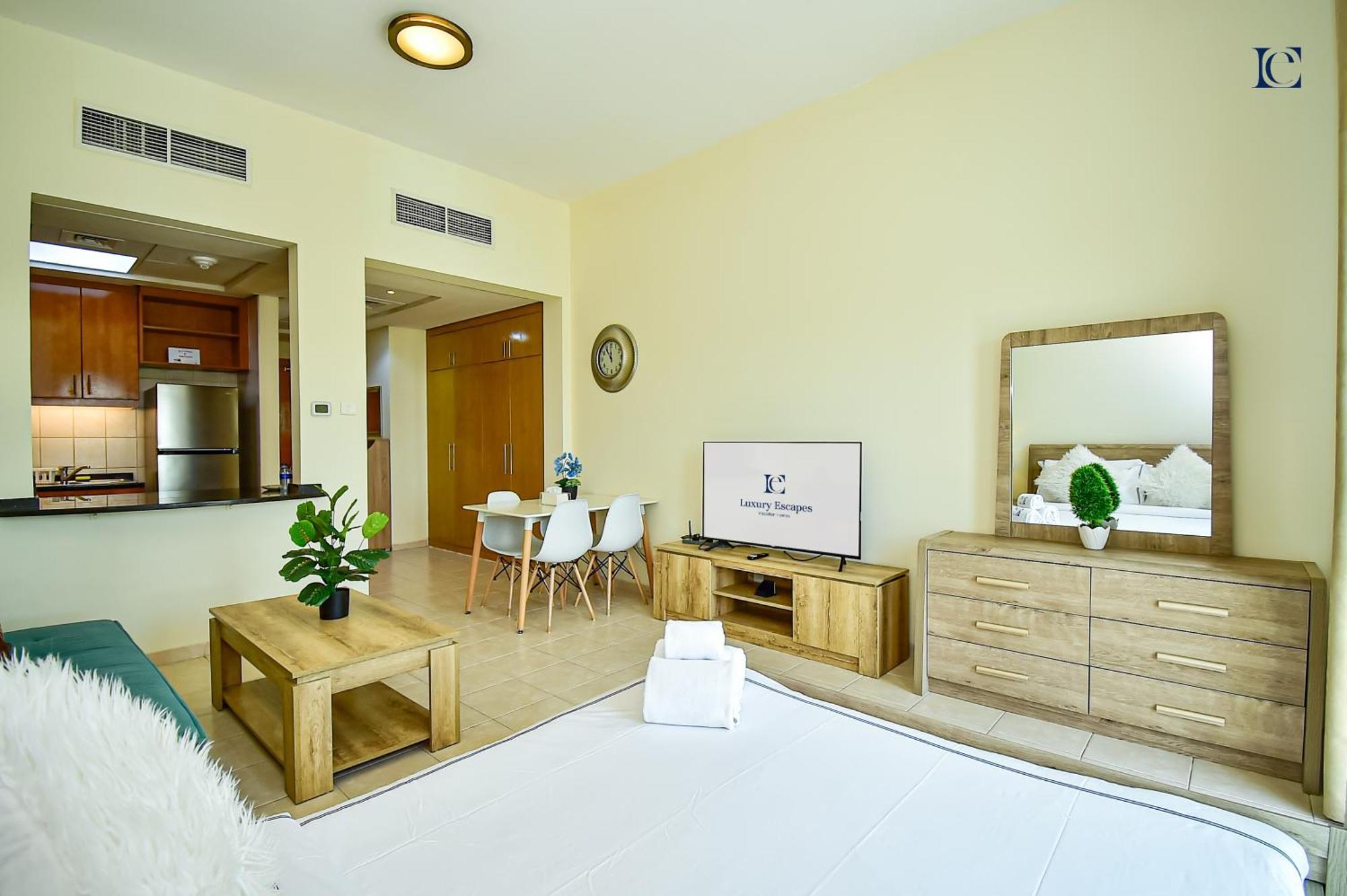 Appartement Luxury Escapes - Tranquil Retreat - Apts Near Metro And Mall - Discovery Gardens - Shar & Mcl