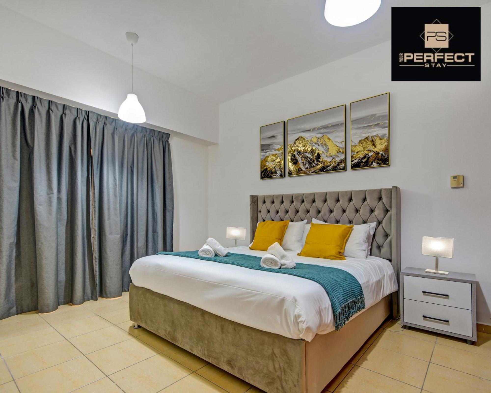 Jumeirah Beach Residence: Marina Views & Luxury Amenities * Dubai