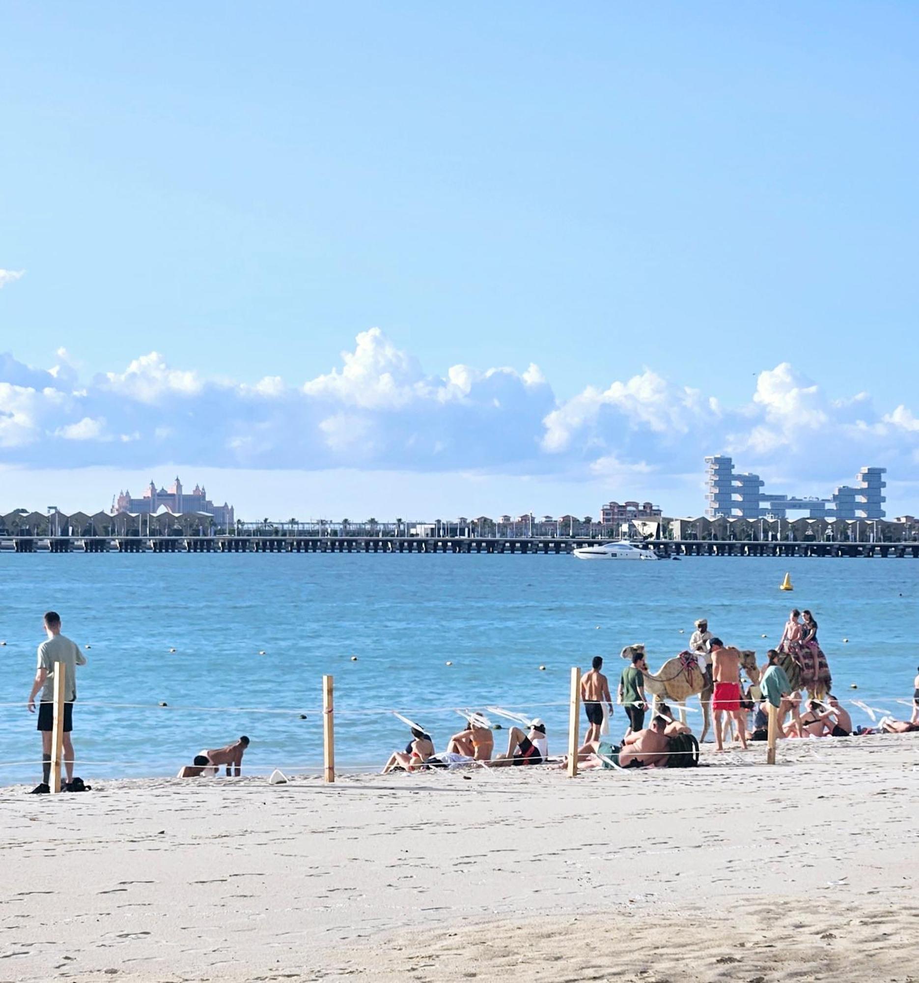 La Vie, Jbr- Sea View With Beach Access- Happy Holidays Lux