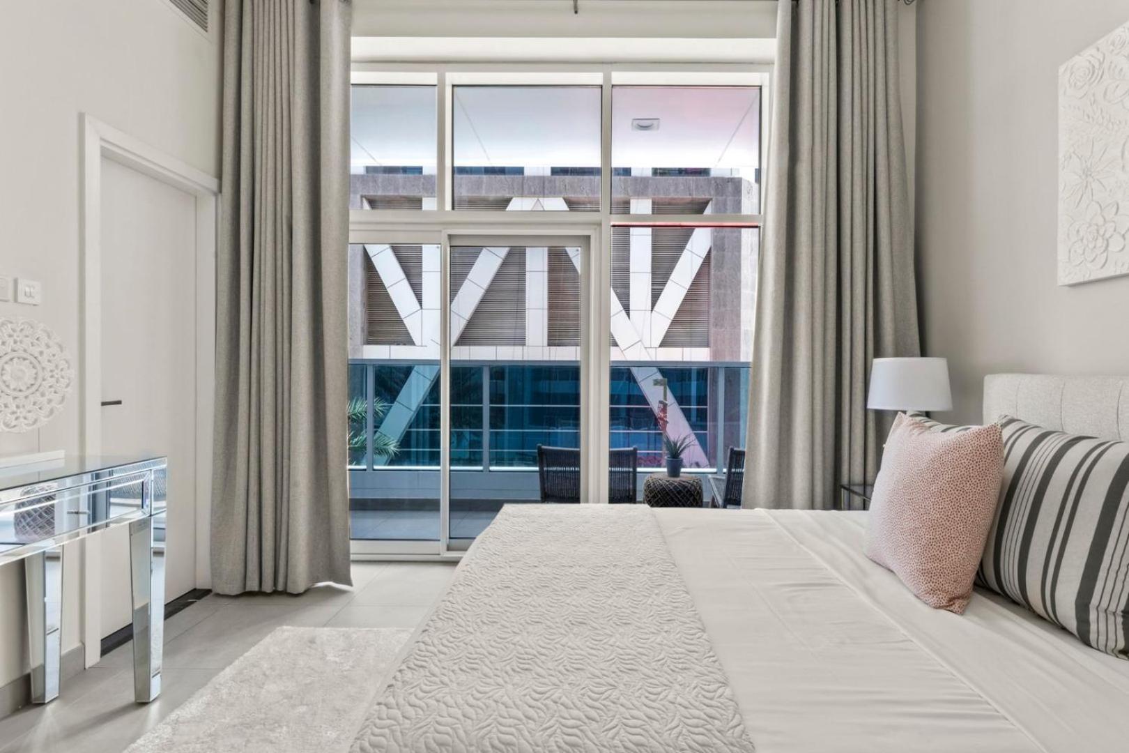 Guestready - Luxury Haven At Marina Arcade Dubai