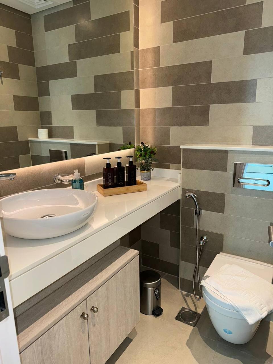 Luxury 5 Star Onebedroom - Seven & - West Beach At The Palm Jumeirah