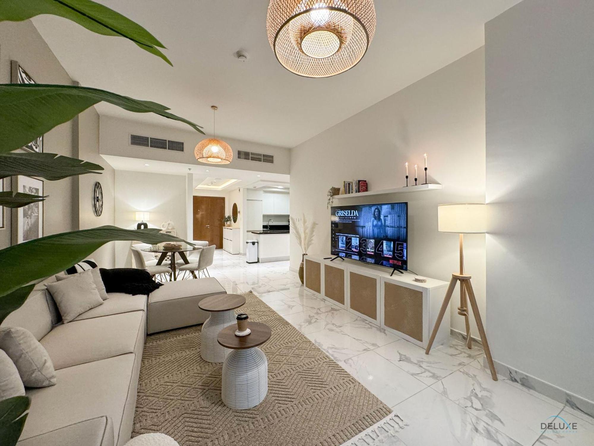 Grand 2br In Noura Tower, Business Bay By Deluxe Homes *