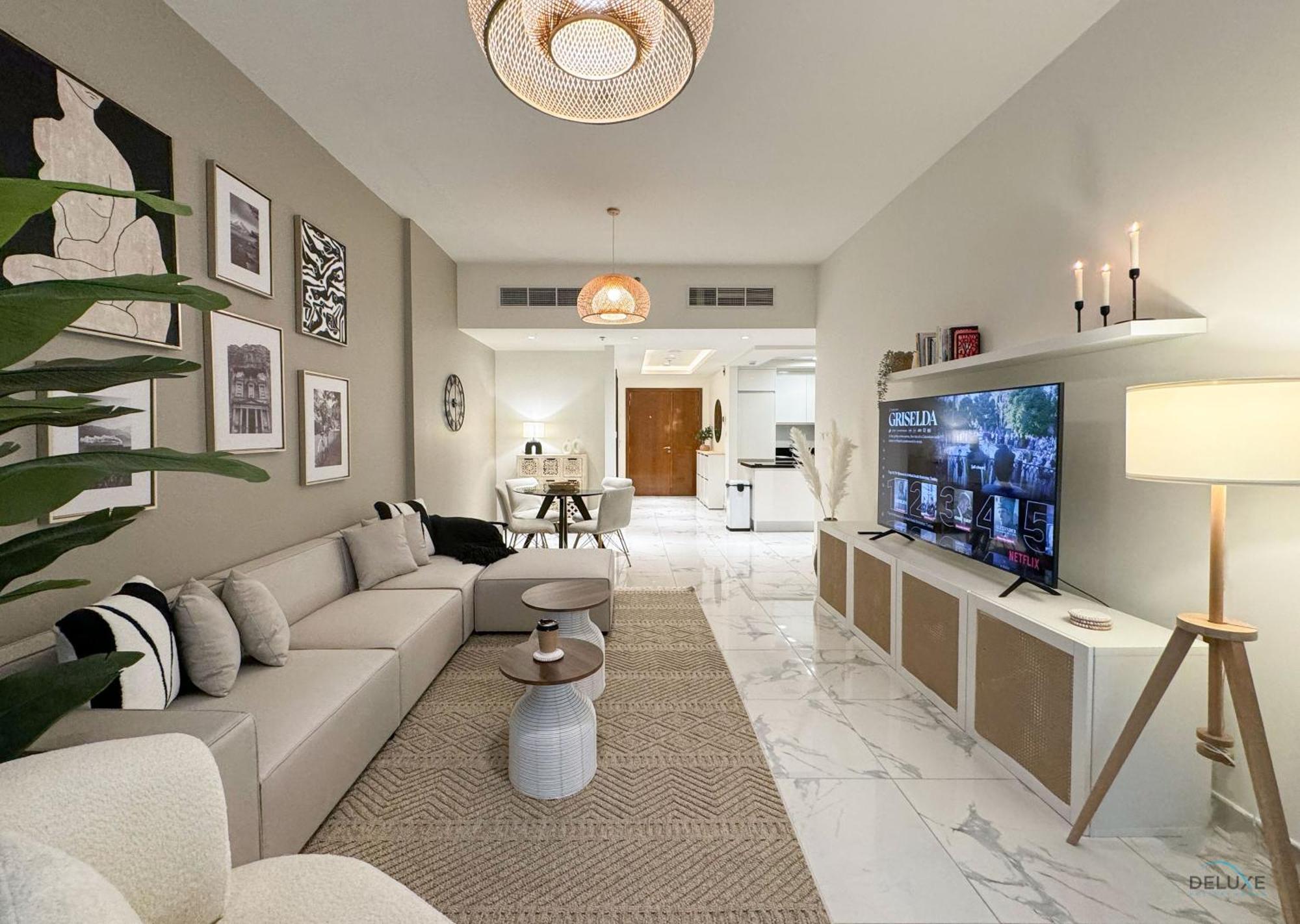 Grand 2br In Noura Tower, Business Bay By Deluxe Homes * Dubaï